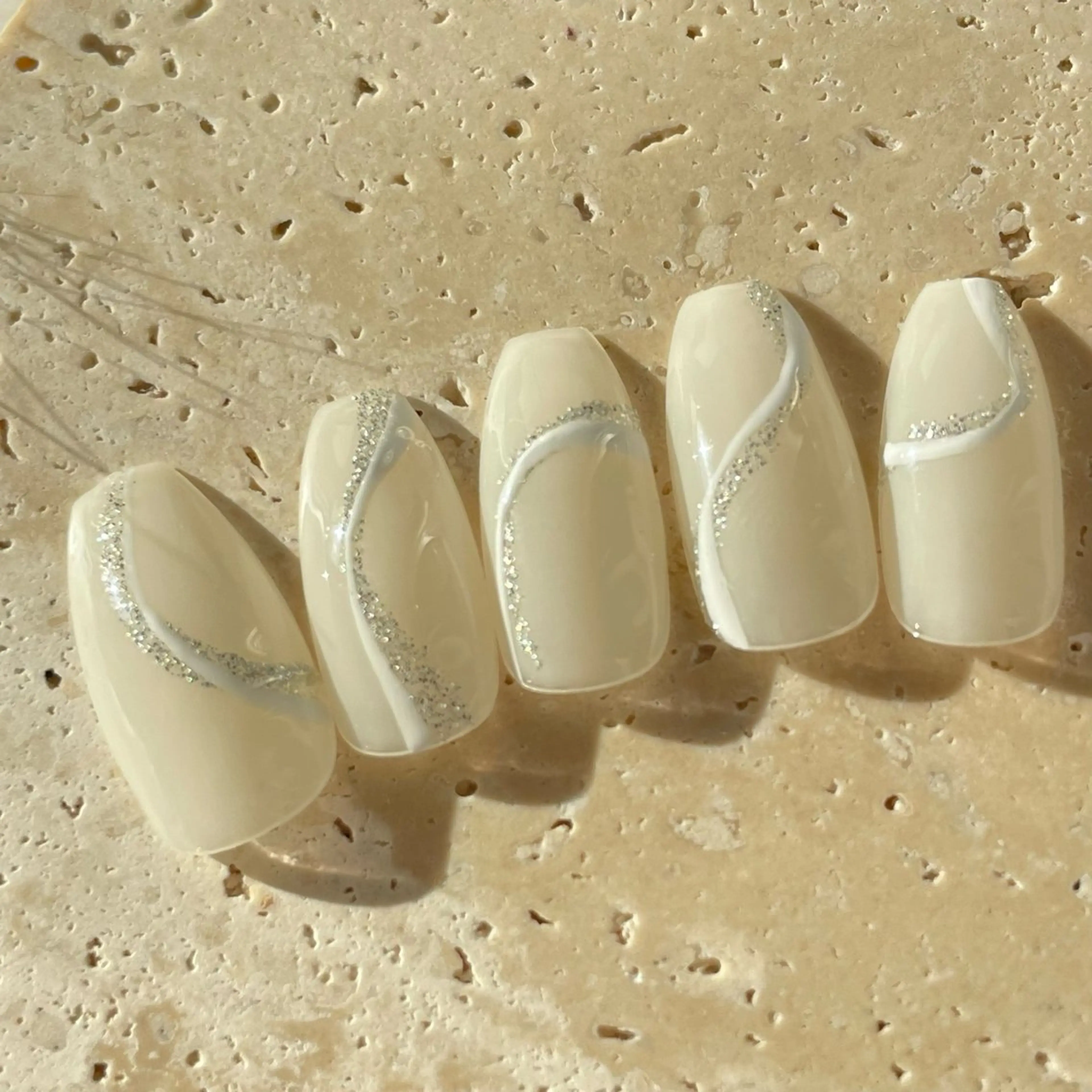 ネイル ハンドネイル neige Kouzukiのネイルデザイン