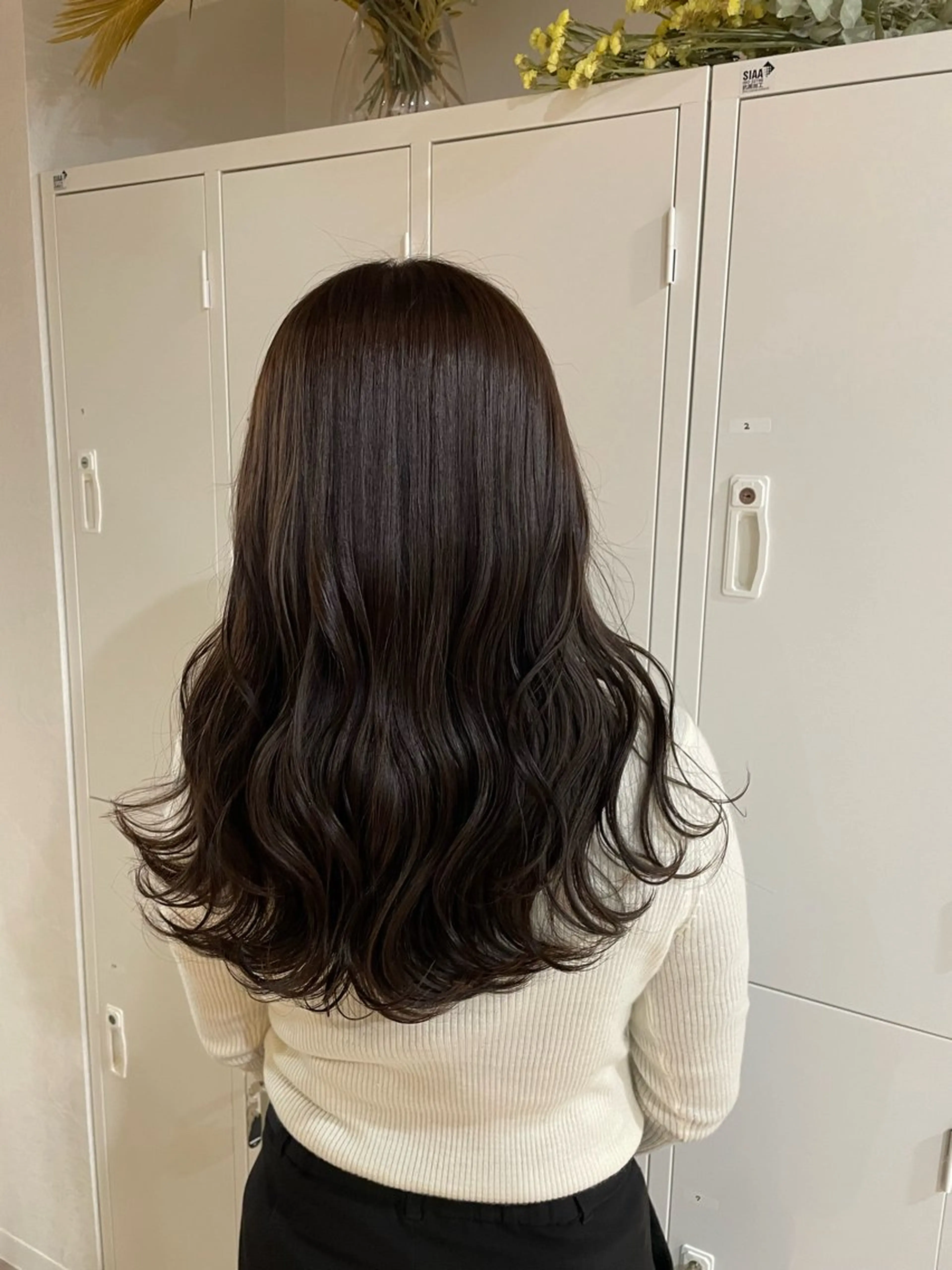 セミロング velua yumekaのヘアスタイル