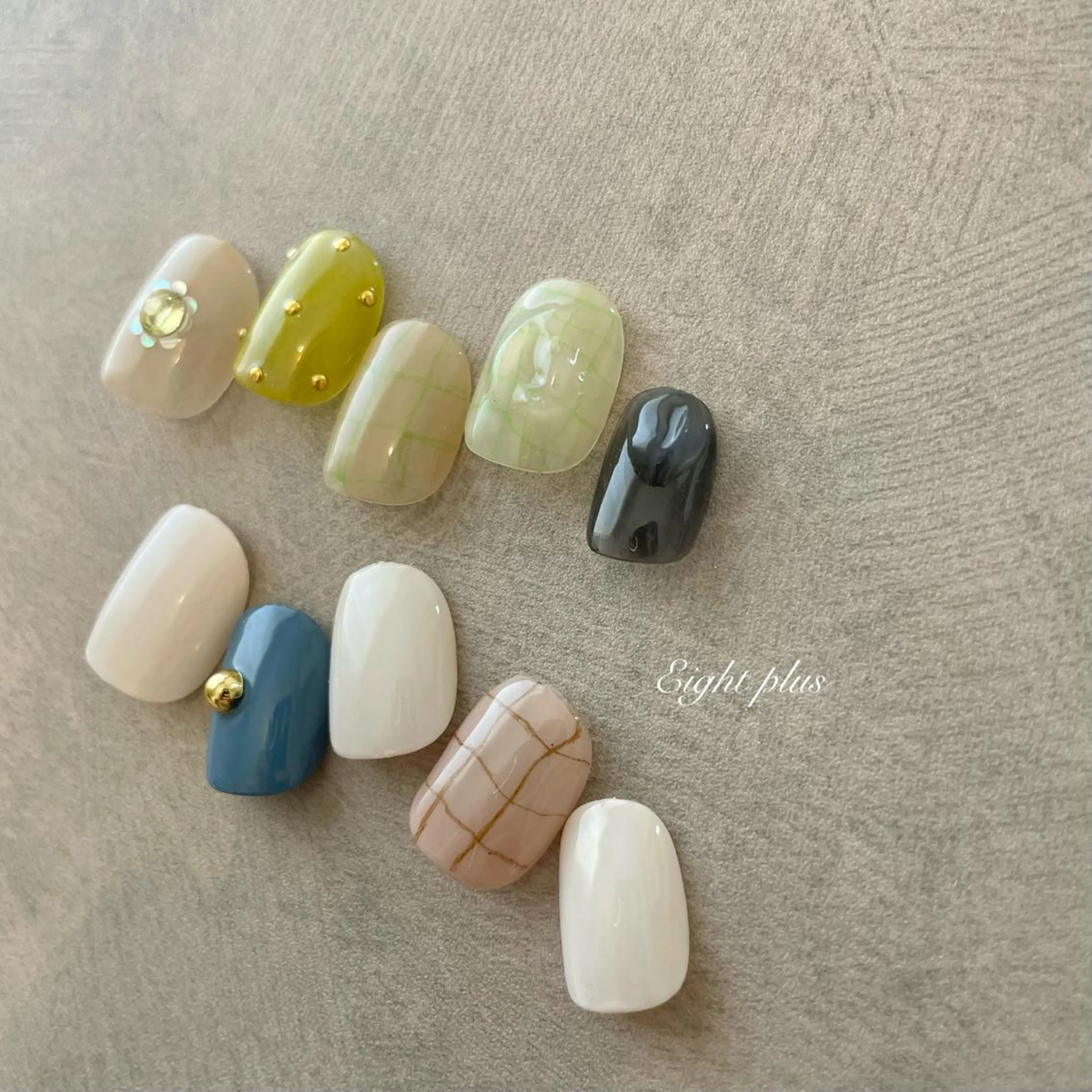 ネイル Eight plusのネイルデザイン