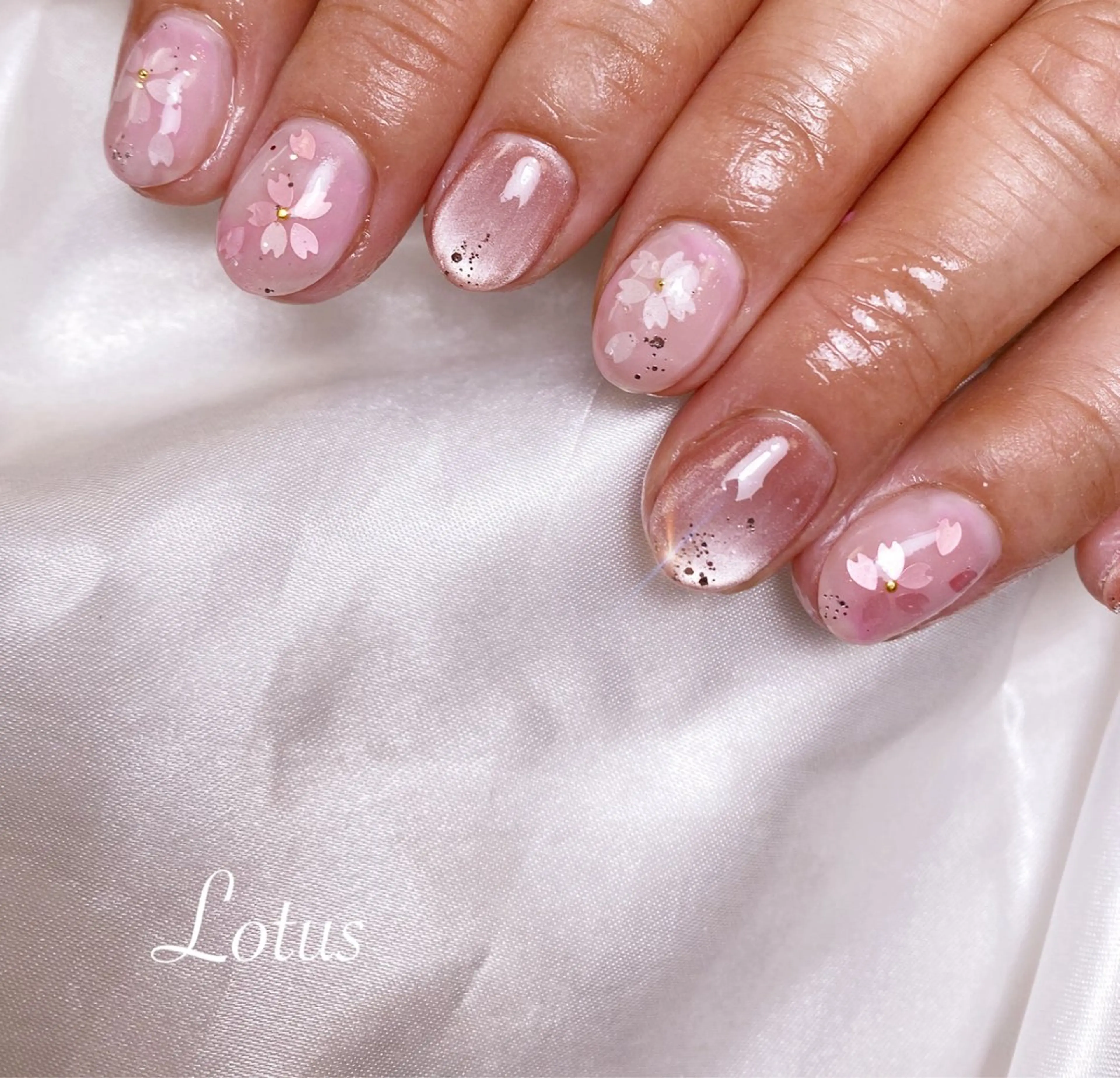 ネイル 桜ネイル 春ネイル ハンドネイル ネイル＆脱毛 Lotus🌸のネイルデザイン