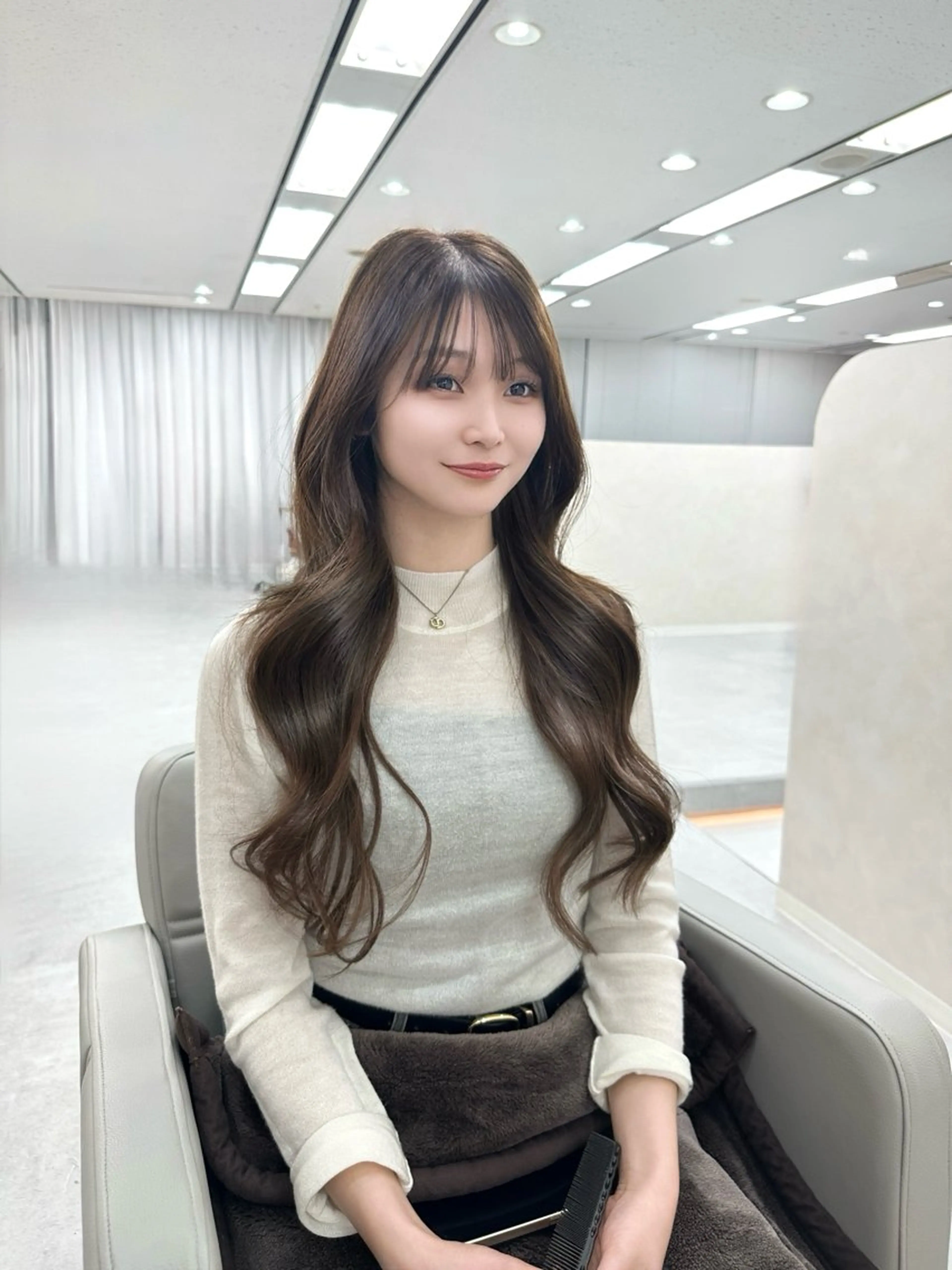 ロング カラー 韓国風ヘア レイヤーカット カット ヘアカラー 大場 賀句のヘアスタイル