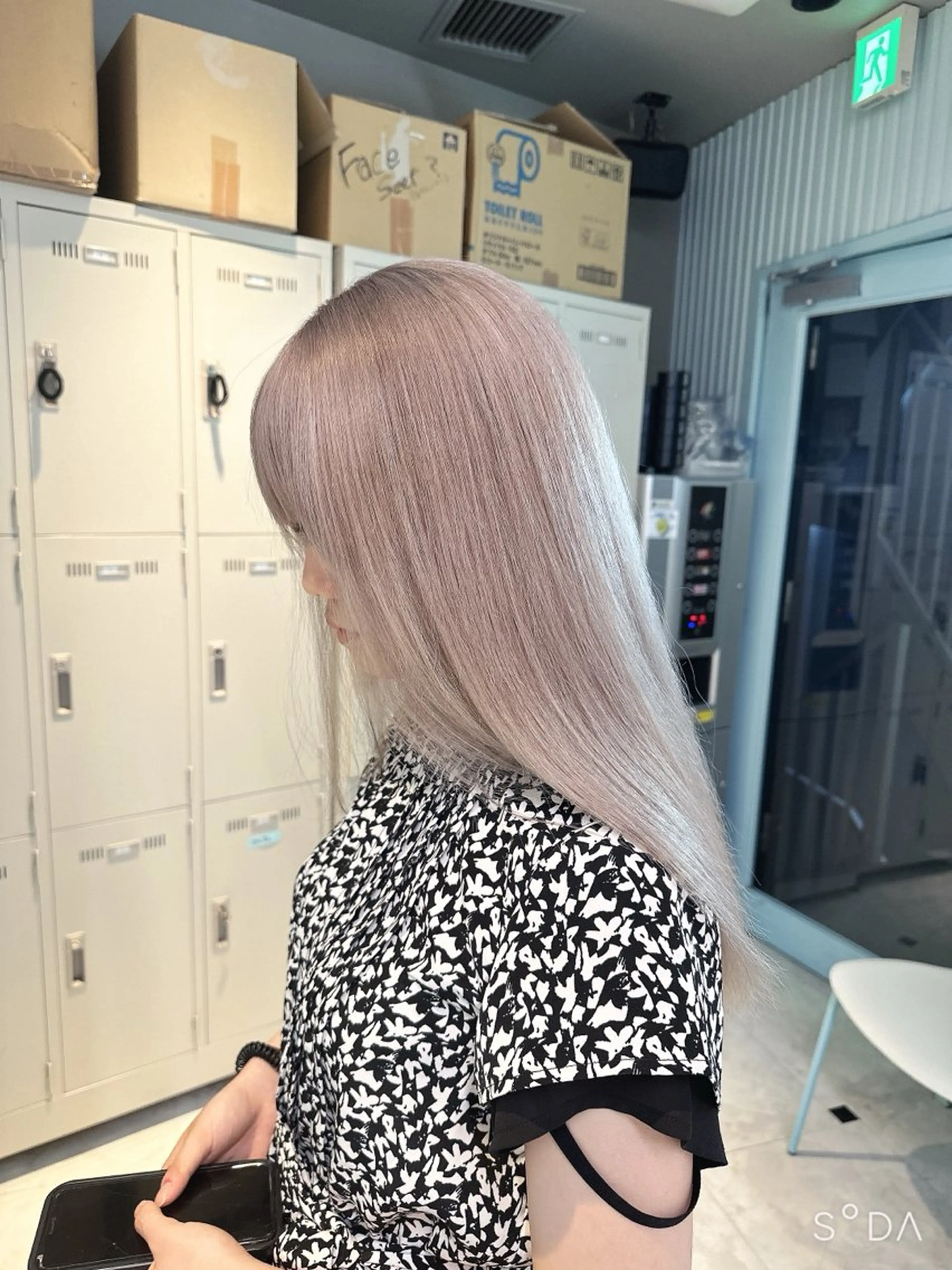 ロング カラー ハイトーン/韓国 レイヤー/るか🎀のヘアスタイル