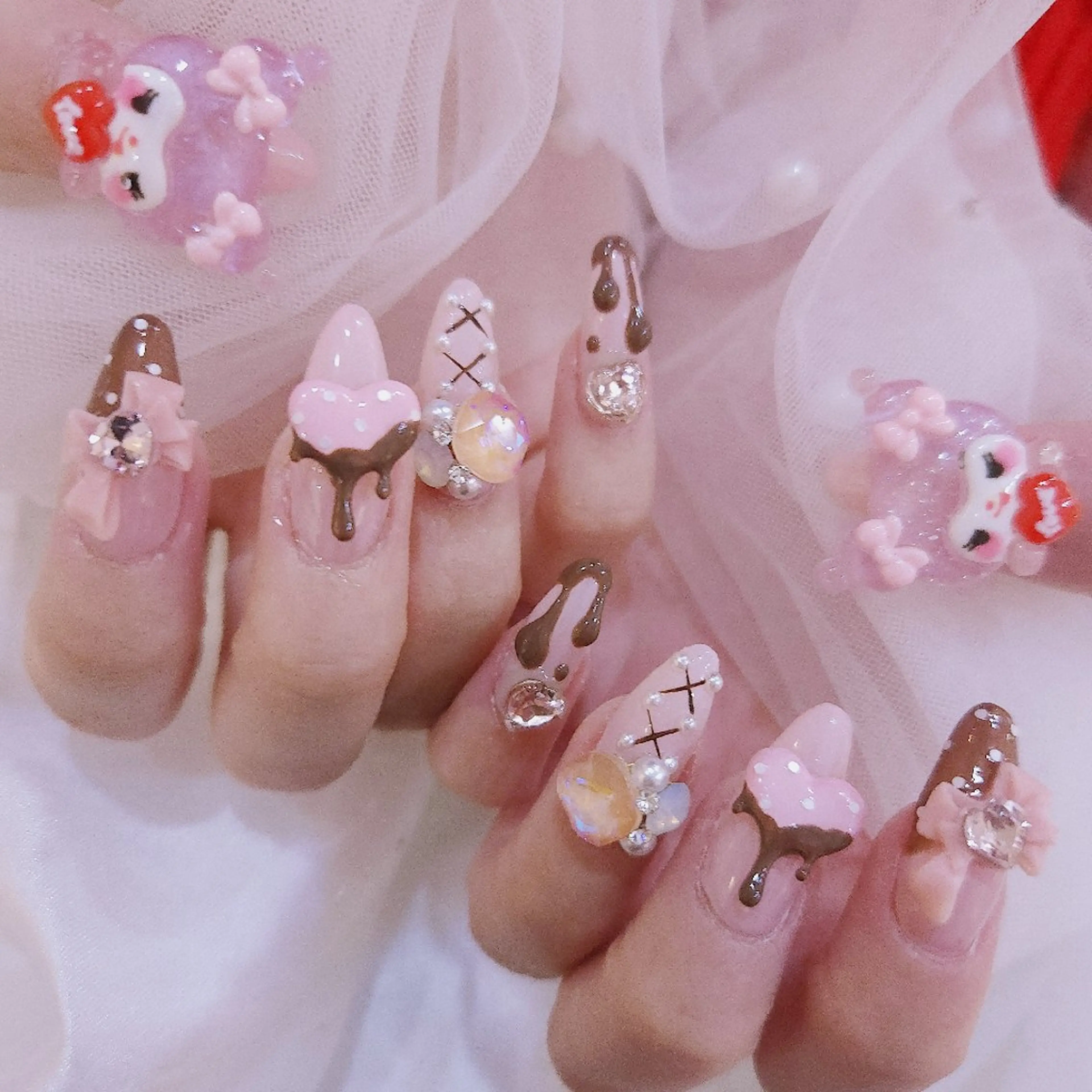 ネイル u   n   o  n a i l 01のネイルデザイン