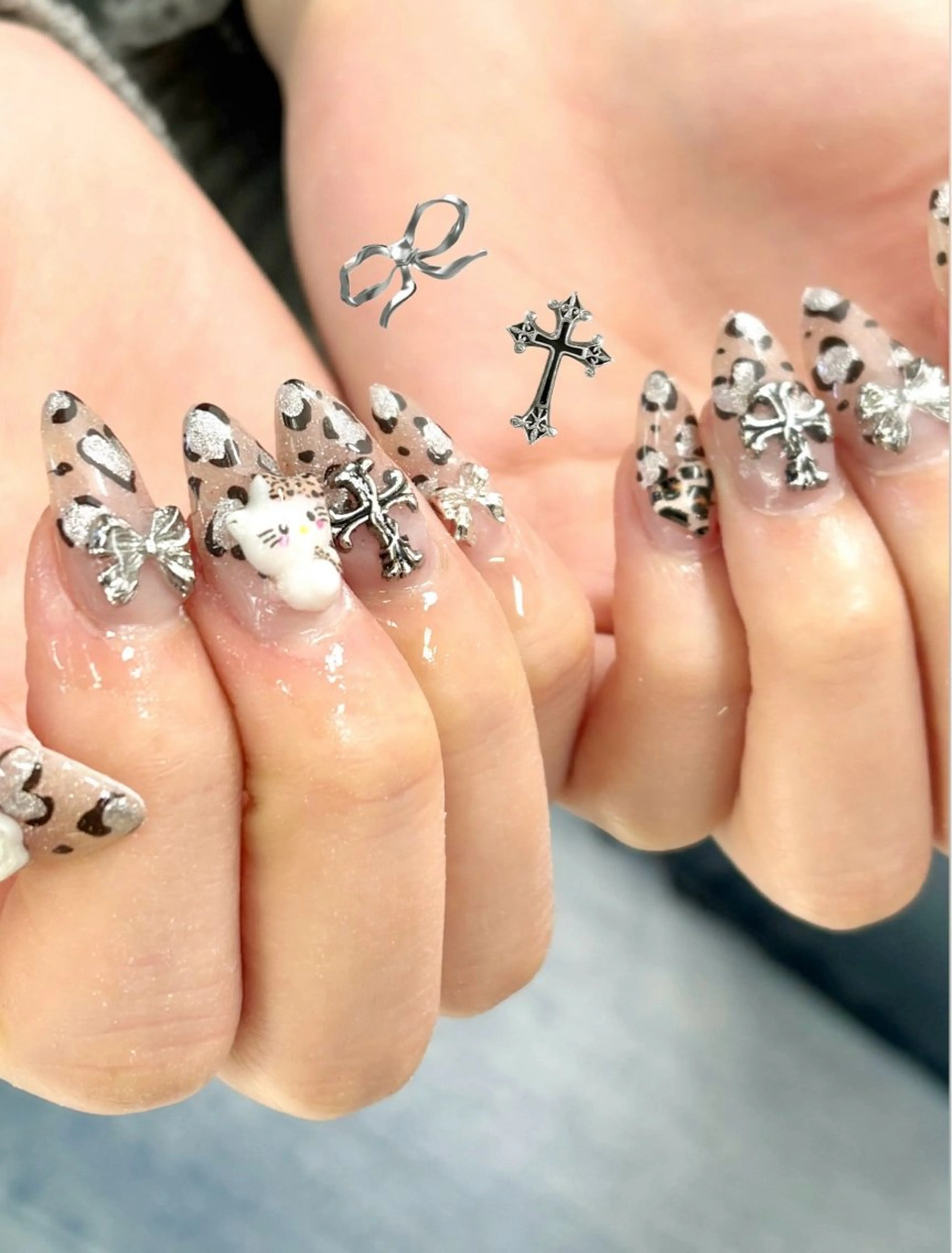 ネイル アニマル柄 アートネイル 持ち込み Nailsalon mui.所属・中家 亜紗子のネイルデザイン