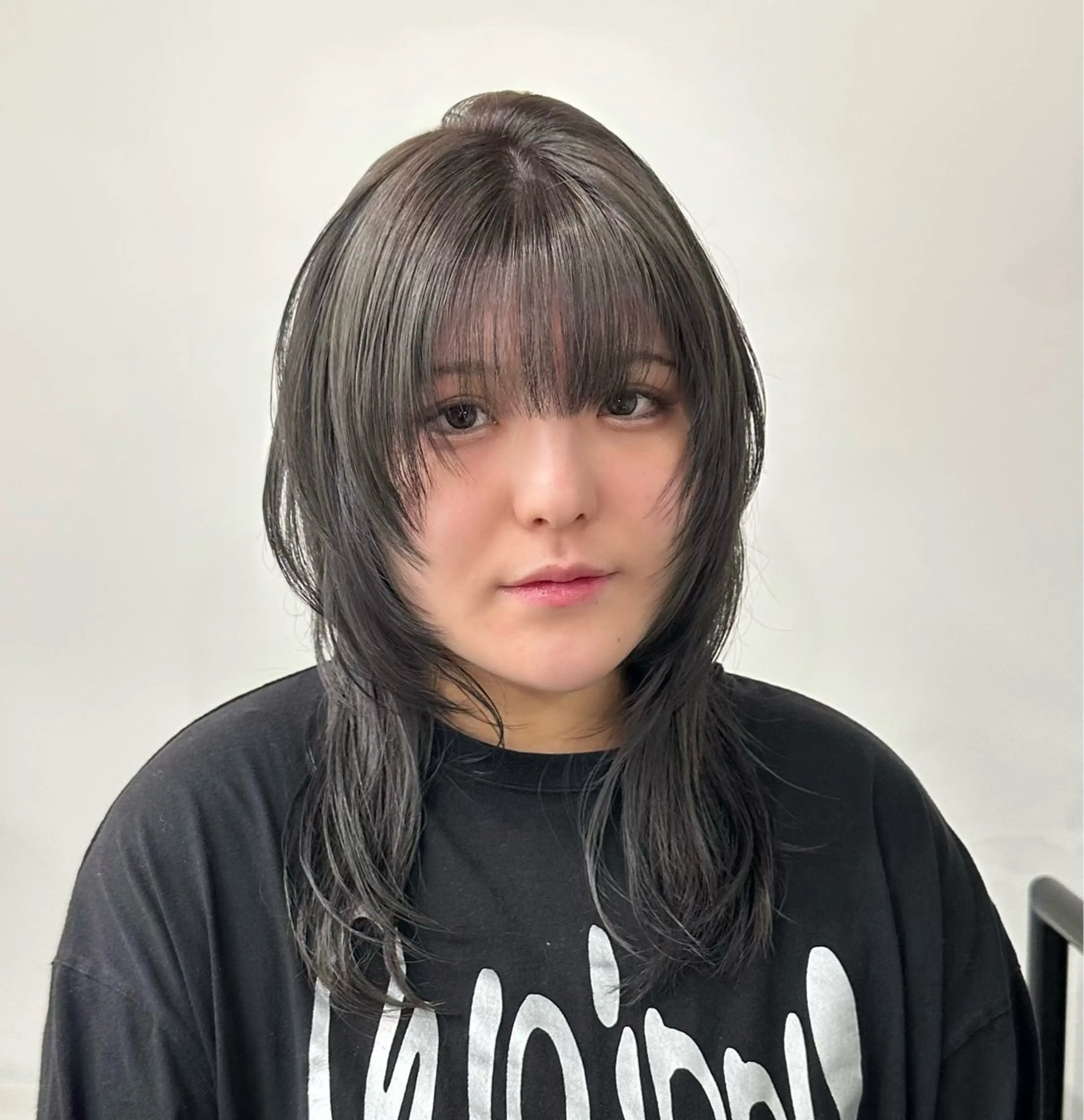 セミロング カット ヘアカラー トリートメント EACH(いーち)所属・似合わせレイヤー /小田大樹のヘアスタイル