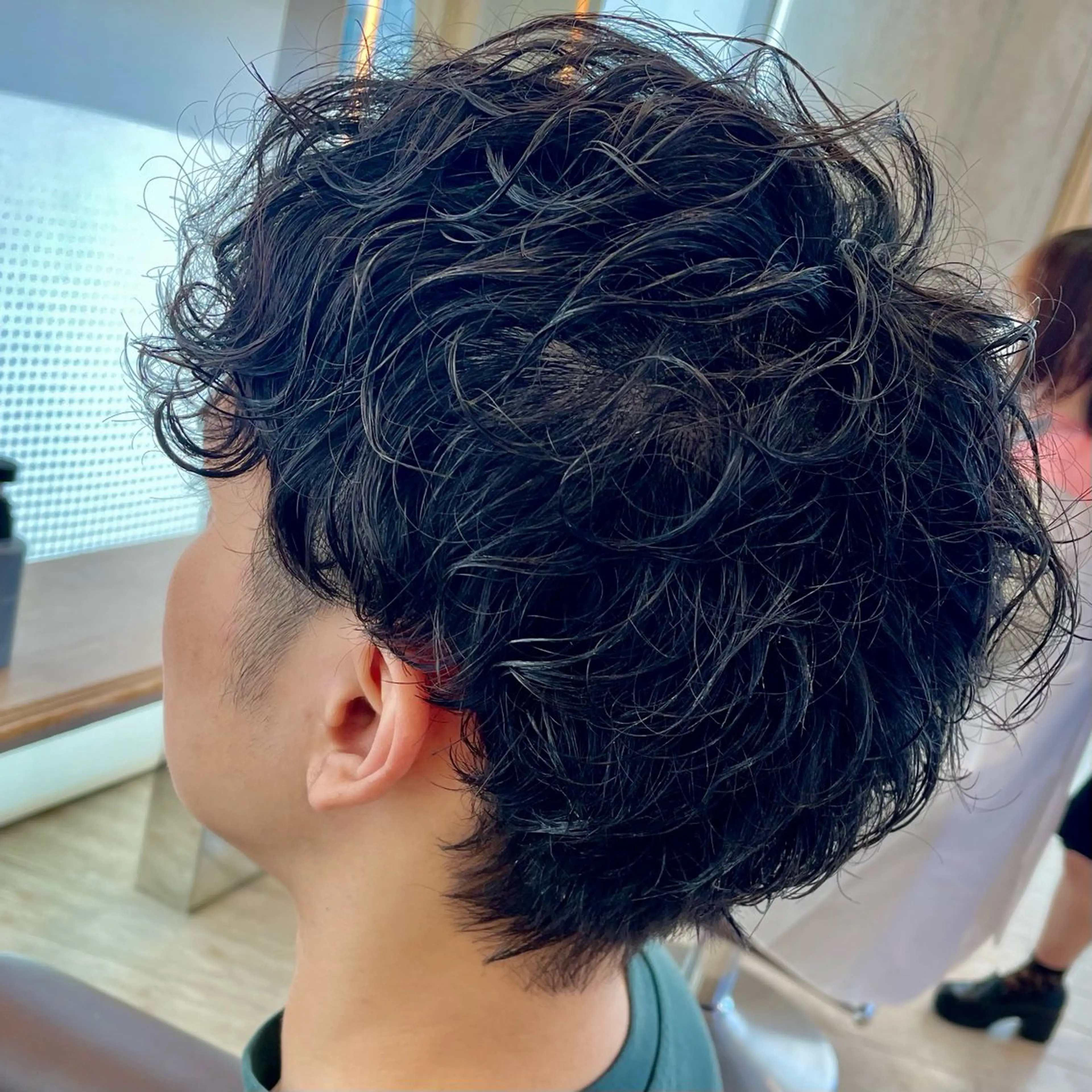 ショート パーマ メンズ ビジネス マッシュ メンズパーマ スパイキーショート ツーブロック カット パーマ ⚾️横浜メンズカット 阿部龍馬🍺🍔のヘアスタイル