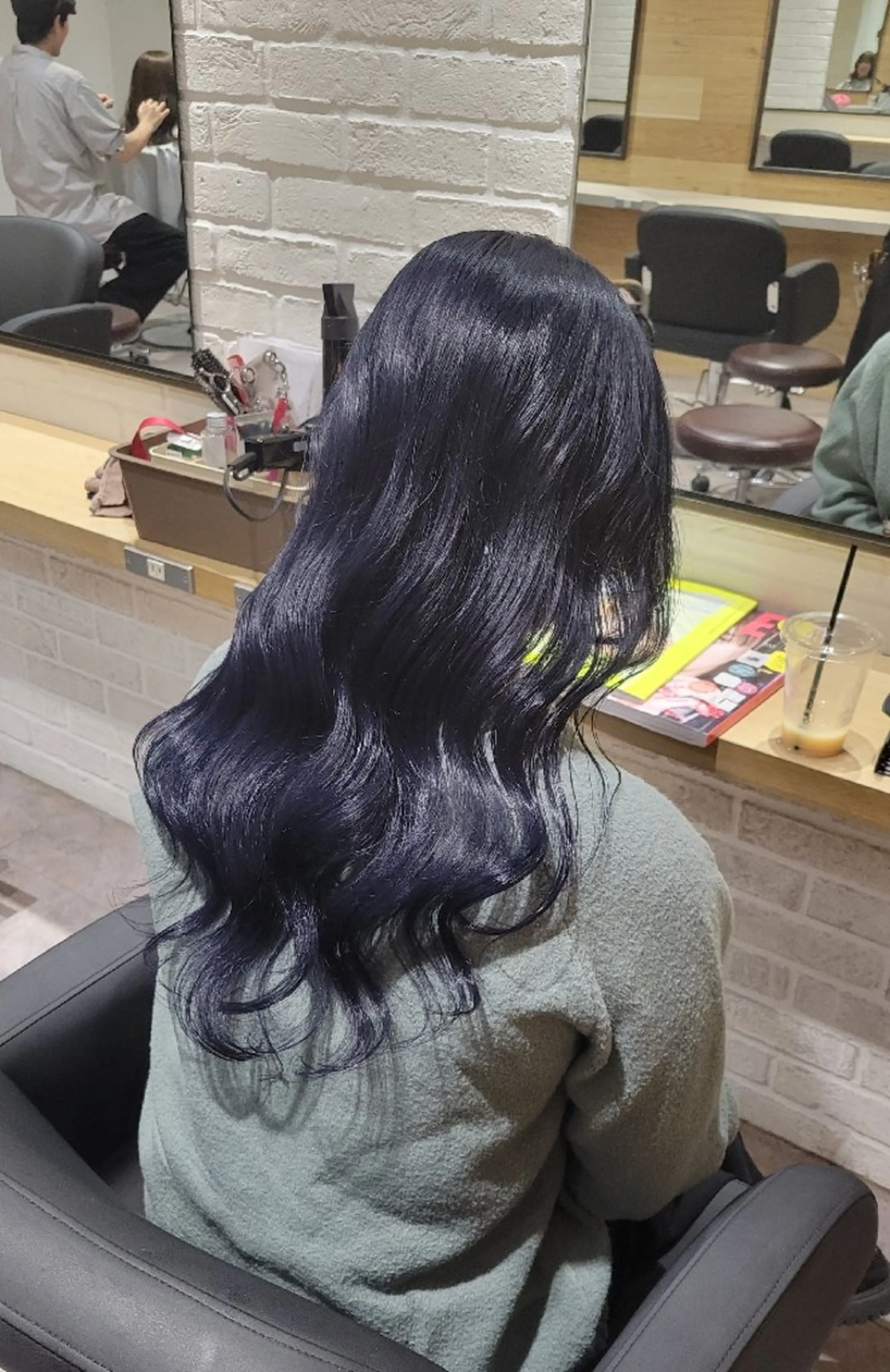 ロング カット ヘアカラー Ayu🐾 ブリーチ無しカラーのヘアスタイル