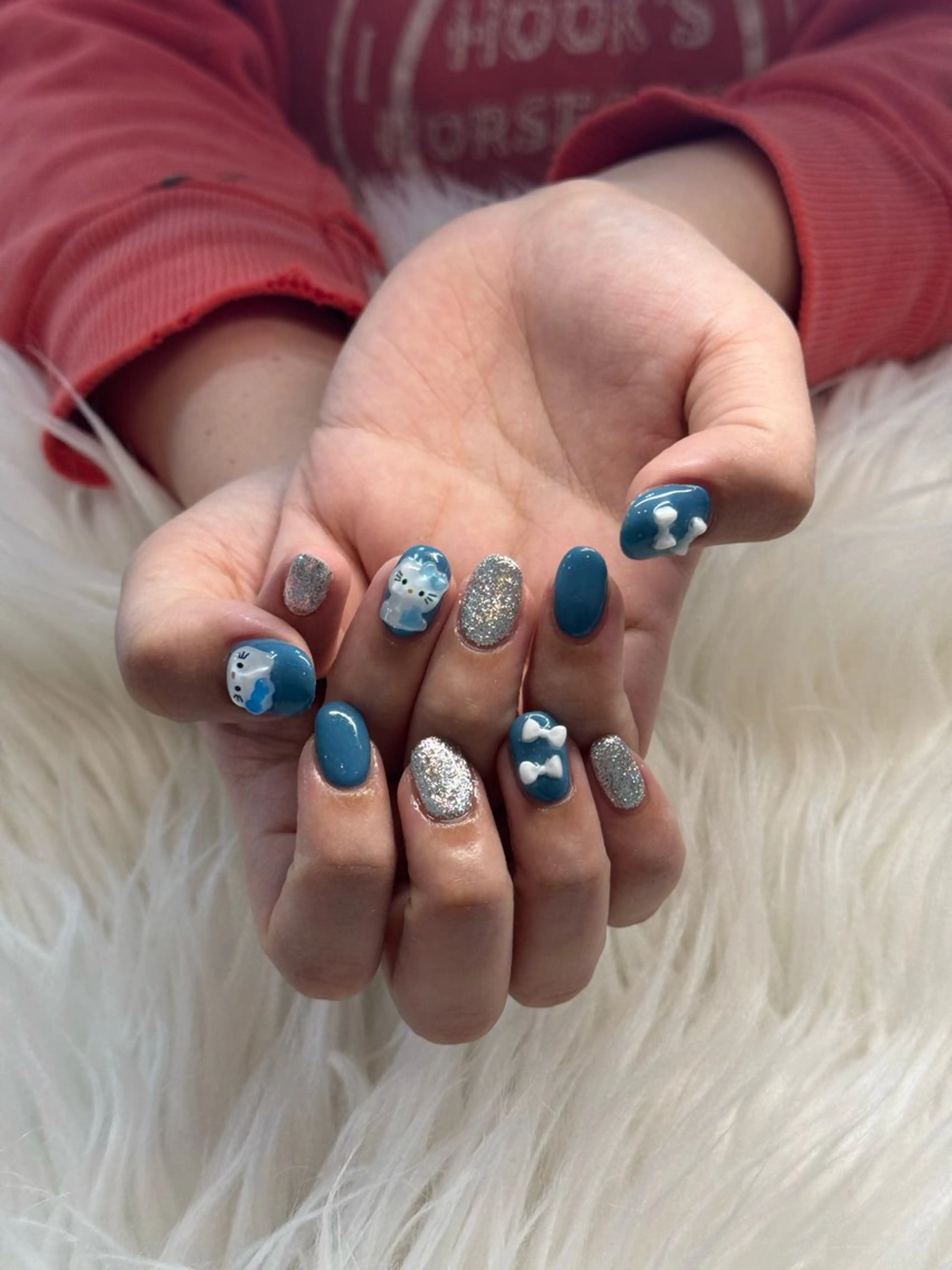 ネイル Loa　salon所属・小畑 寧捺のネイルデザイン