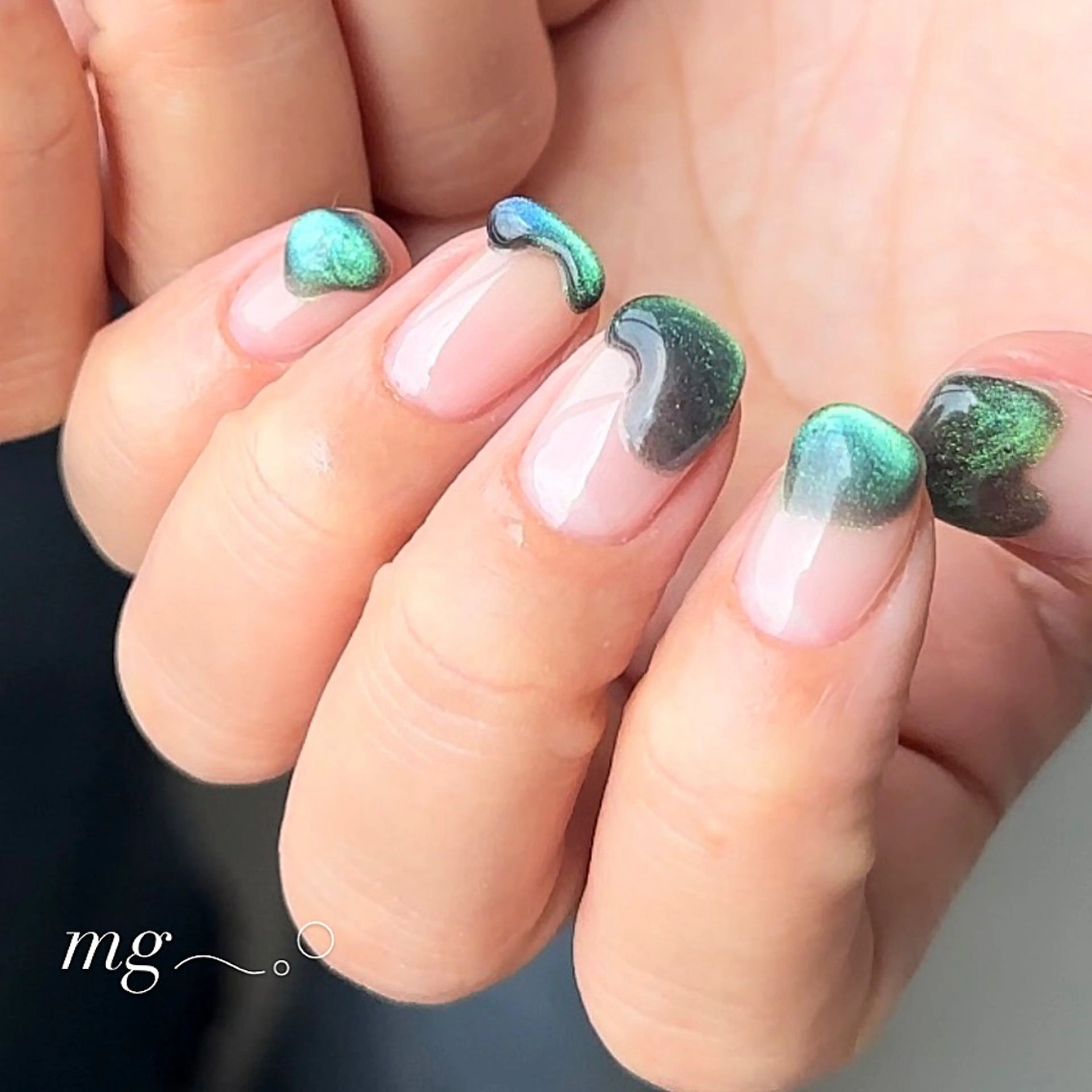 ネイル nailsalon  TORONのネイルデザイン