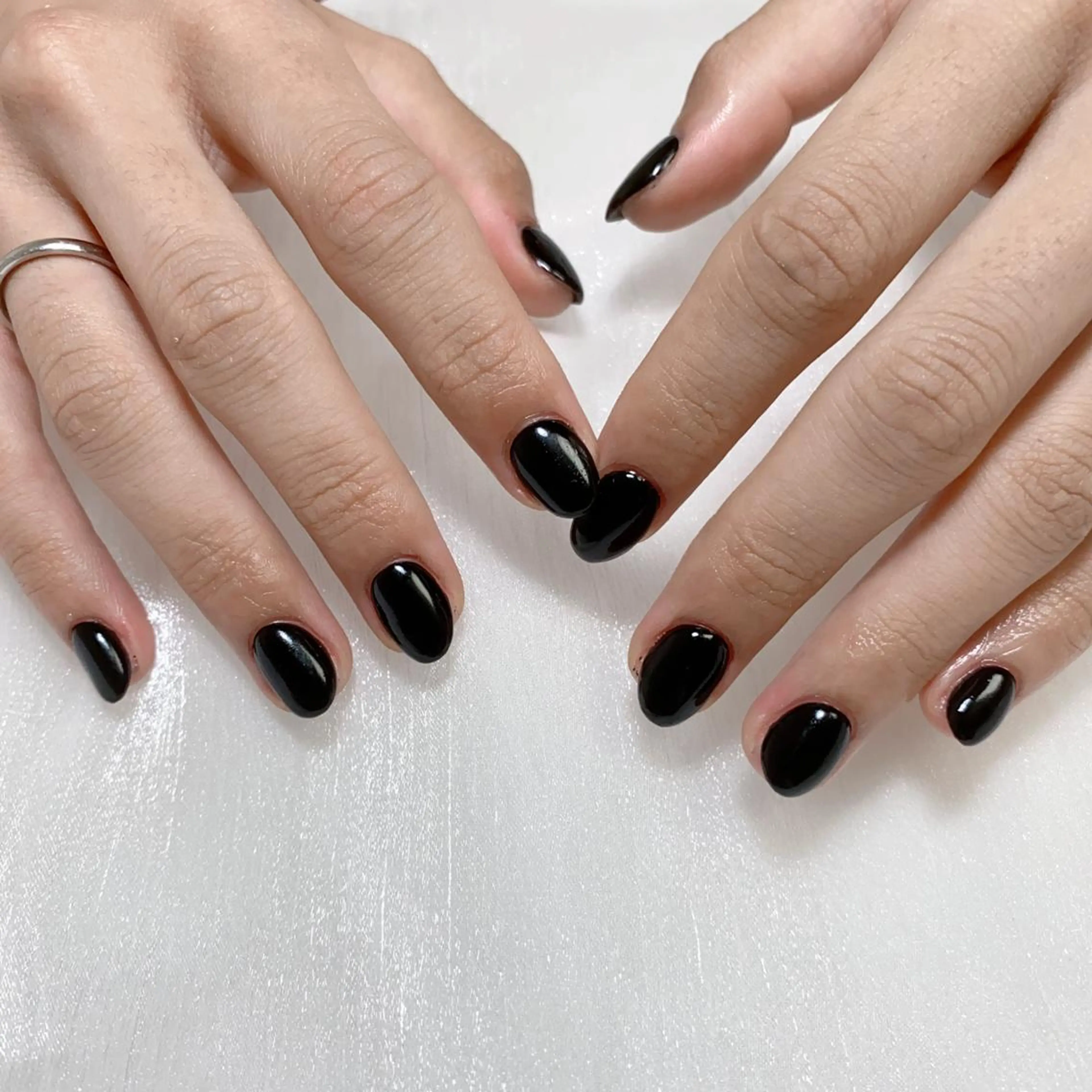 ネイル ワンカラーネイル ハンドネイル Nail salon 木にいるのネイルデザイン