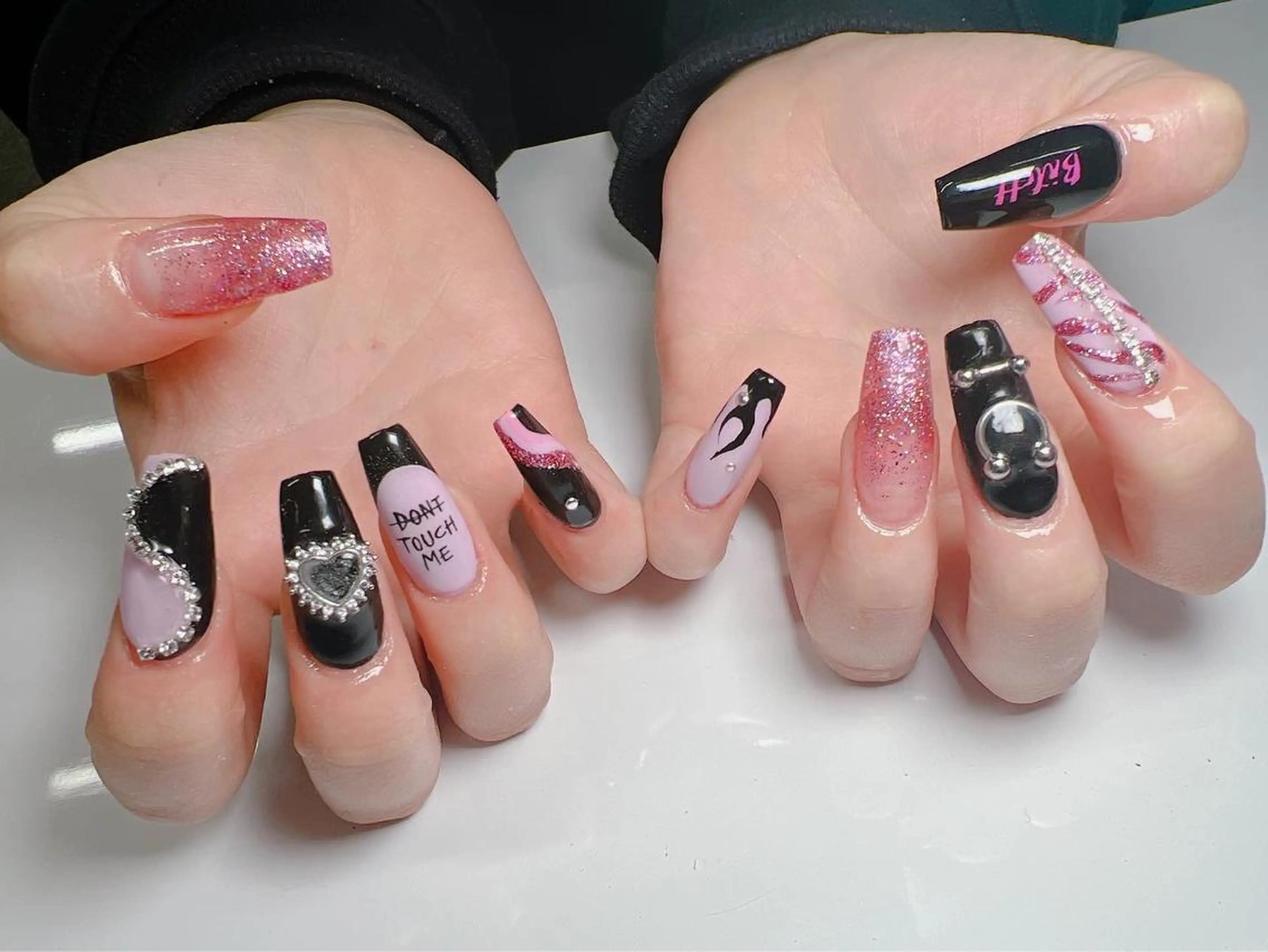 ネイル ハンドネイル Nail Salon L'arc所属・💊大阪/心斎橋 moni🧠のネイルデザイン