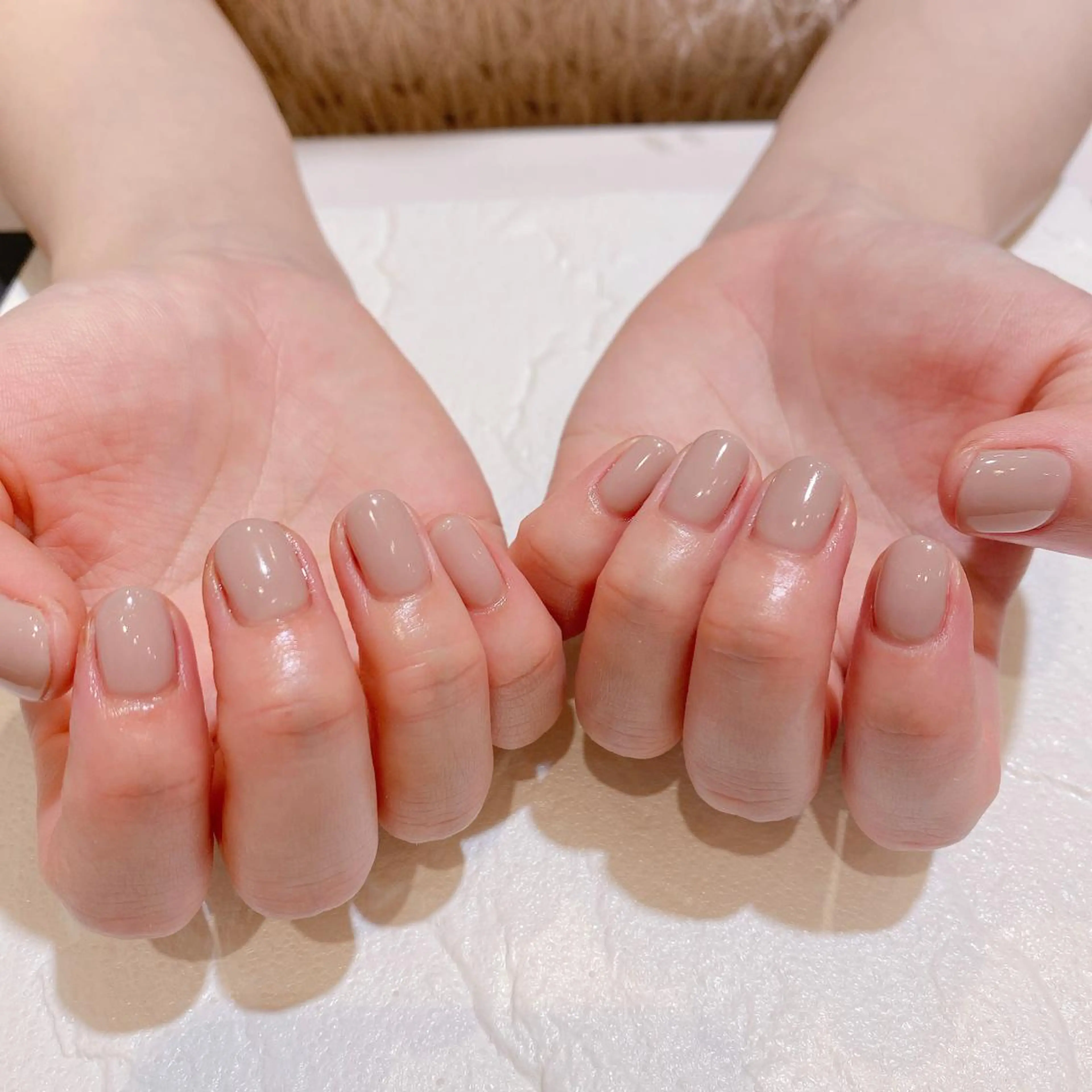 ネイル ワンカラーネイル シンプルネイル ハンドネイル 鈴木 優菜のネイルデザイン