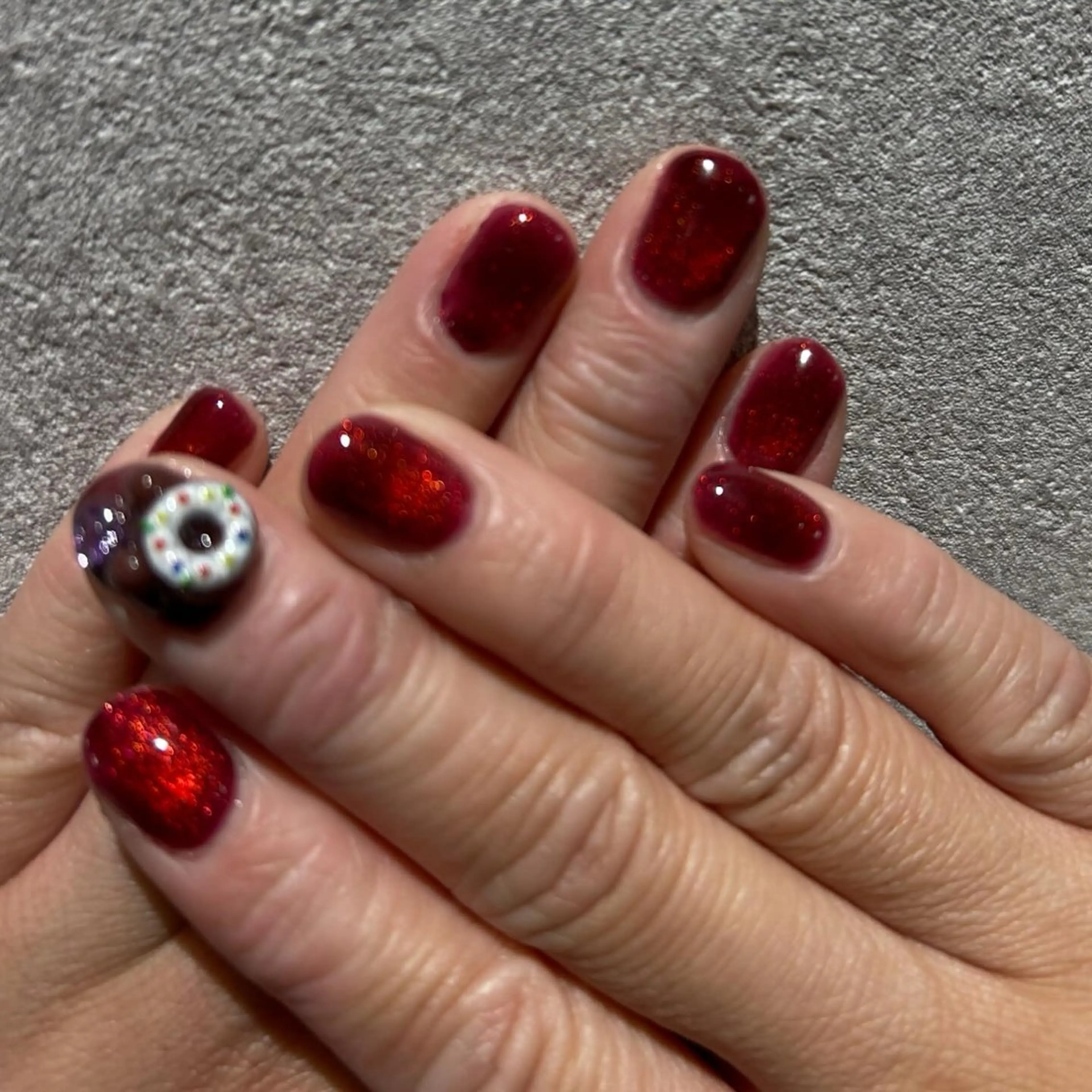 ネイル ピンク 赤色 大山 なつみのネイルデザイン