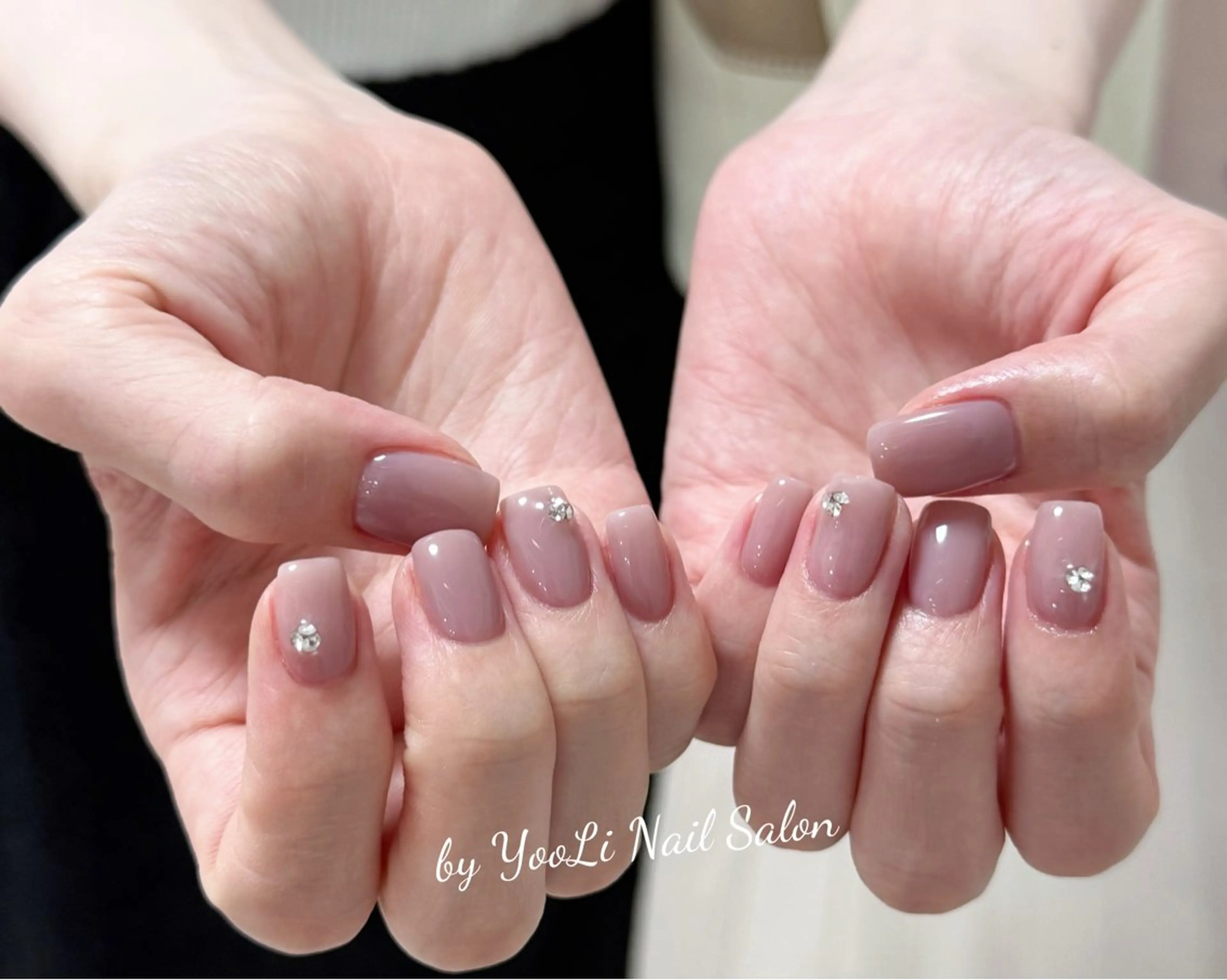 ネイル アートネイル オーロラネイル チークネイル フレンチネイル ガラスフレンチ ハンドネイル 🎀🎀YooLi Nail Salonのネイルデザイン