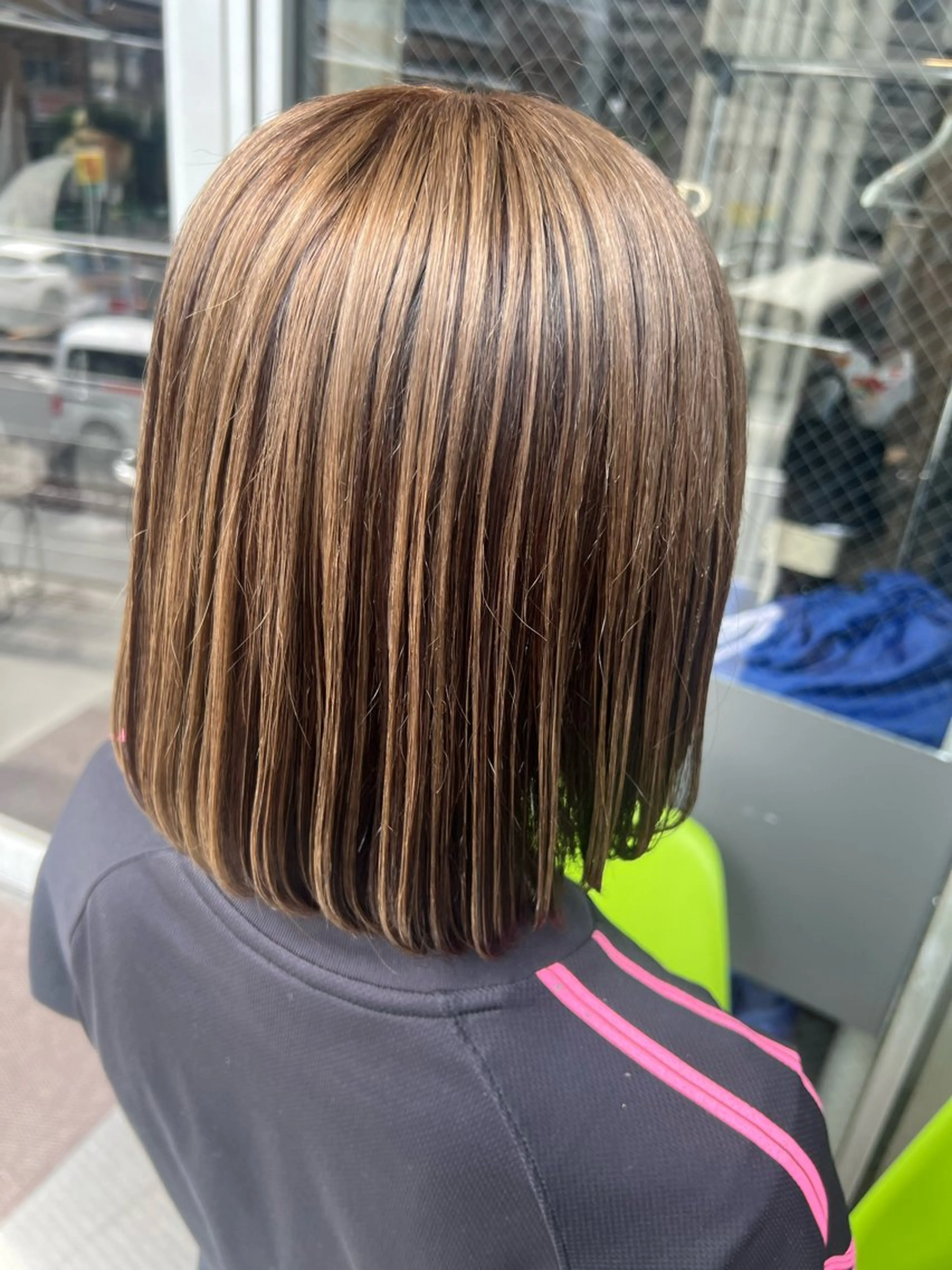 カラー 菅野 杏実のヘアスタイル