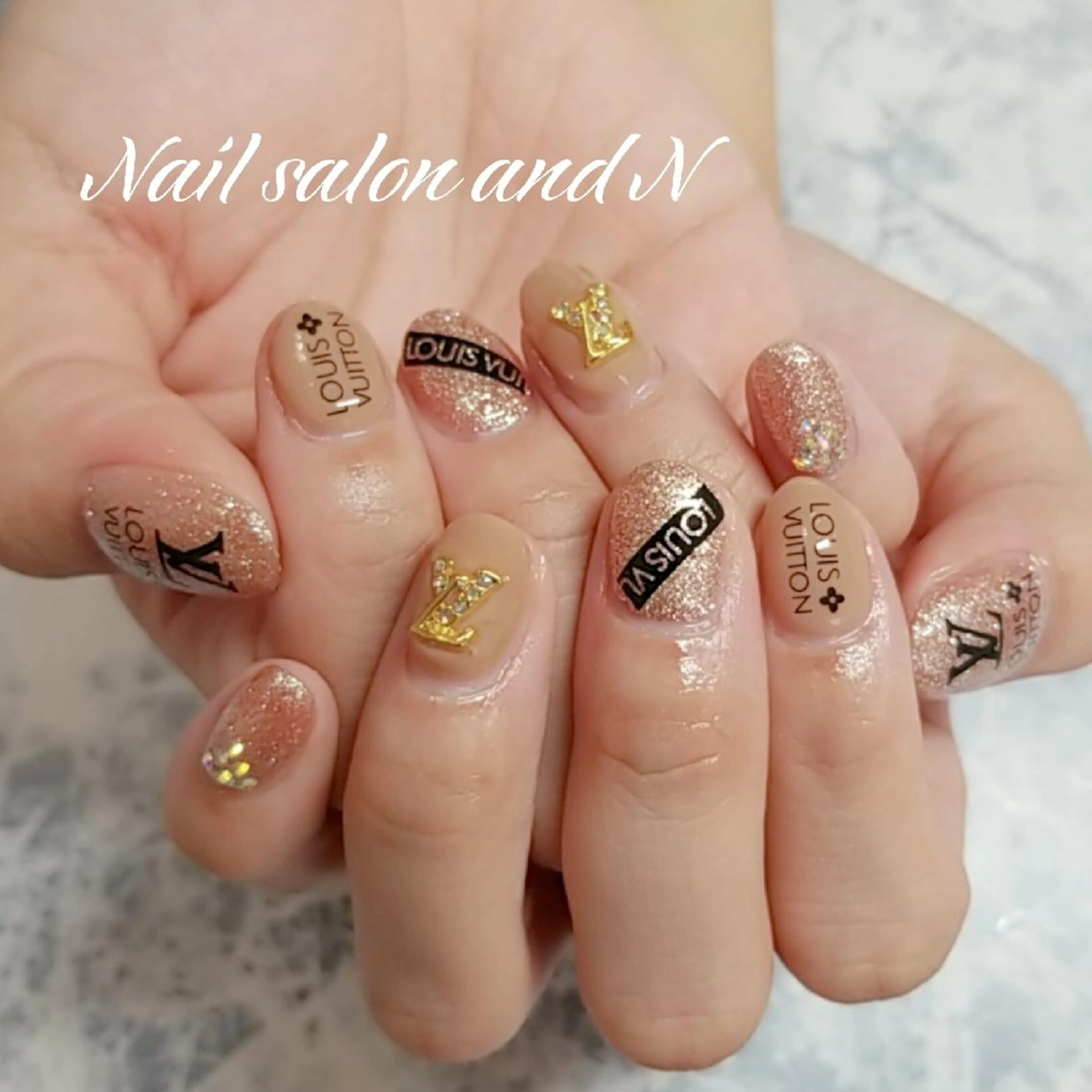 ネイル and Nのネイルデザイン