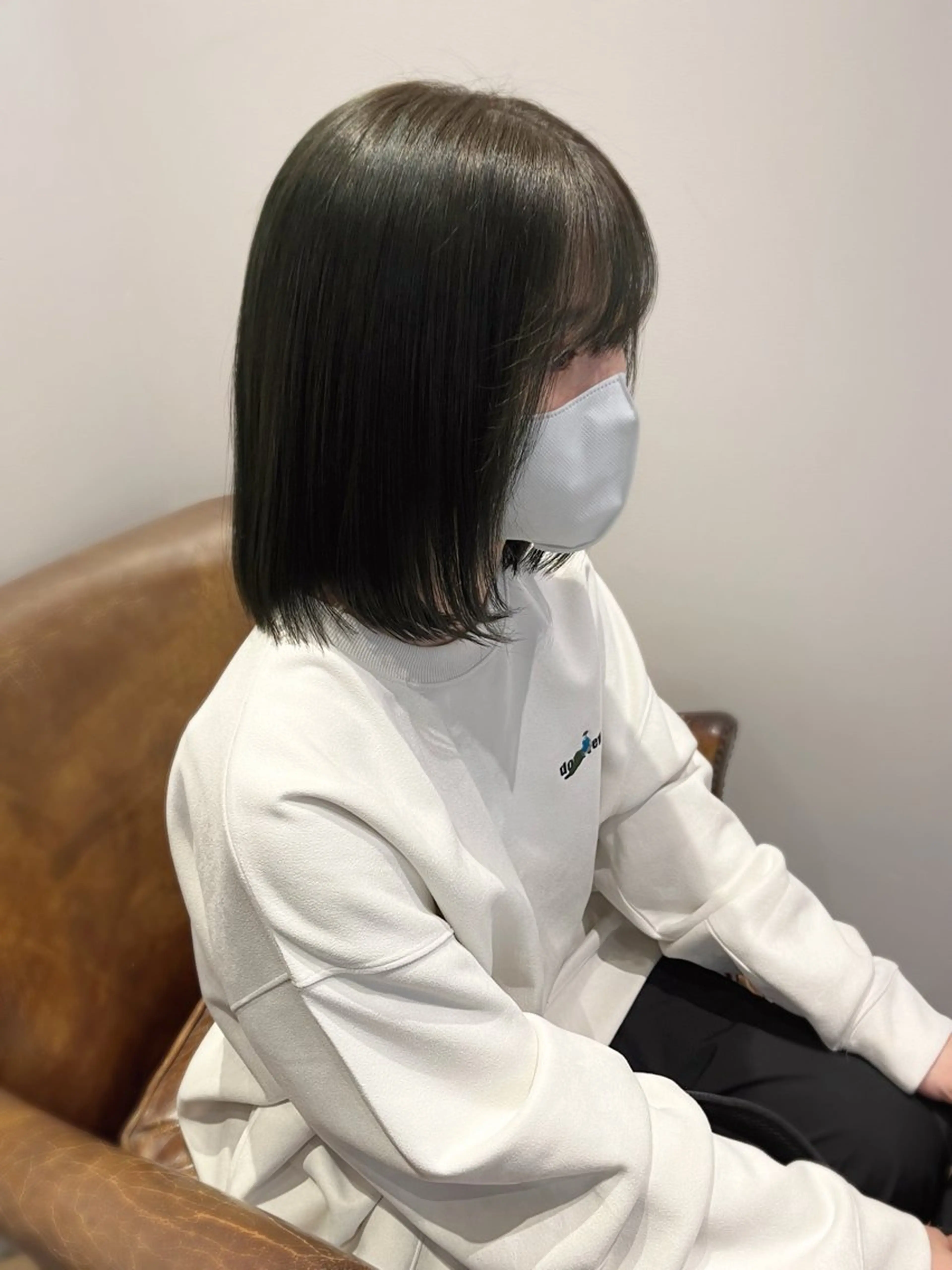 ミディアム カラー ブリーチ ダブルカラー ブリーチなしカラー オリーブグレー 中津/梅田/赤み消し /髪質改善/愛芽のヘアスタイル