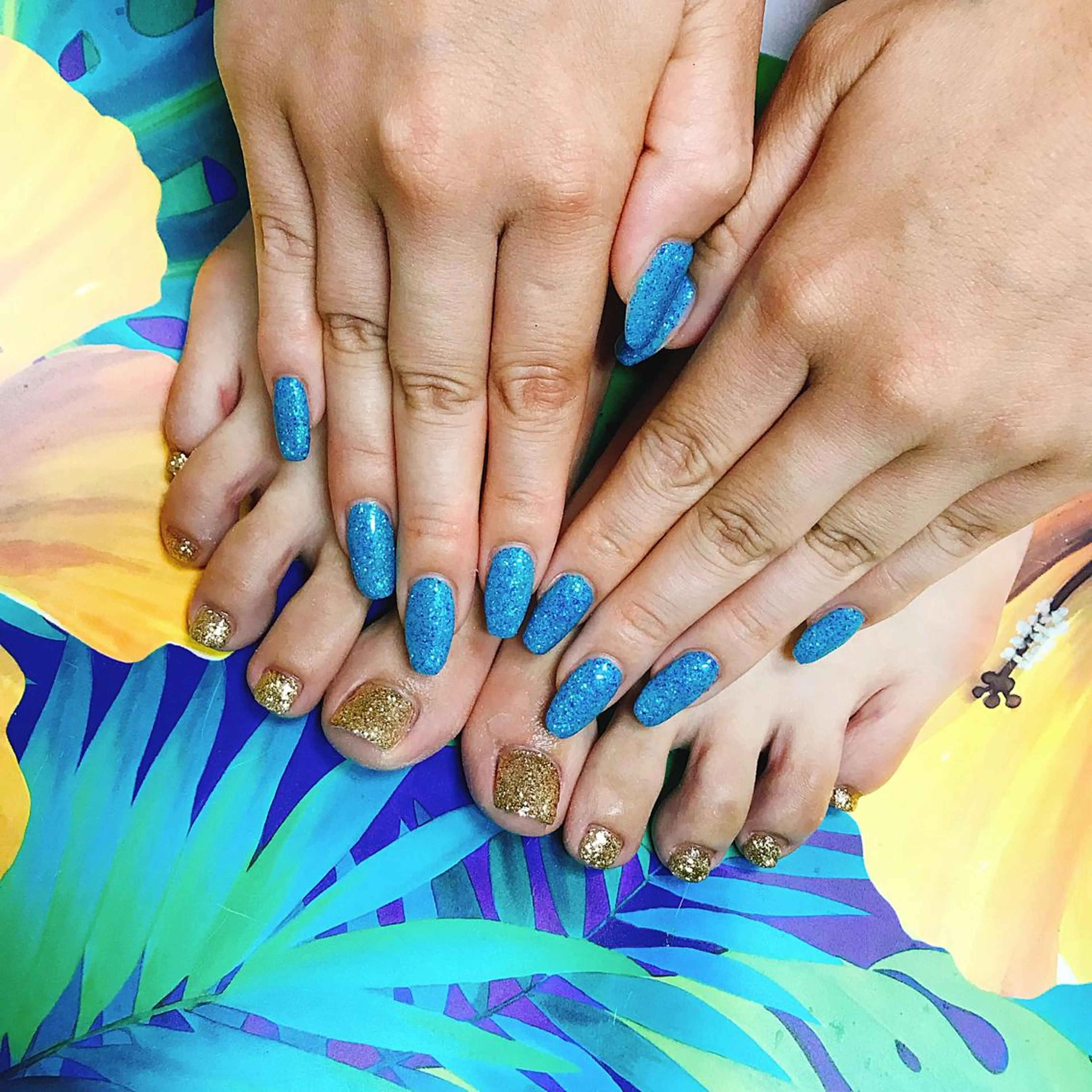 ネイル ラメ(グリッター) ワンカラーネイル 【カメレオン】 上村 祥子のヘアスタイル