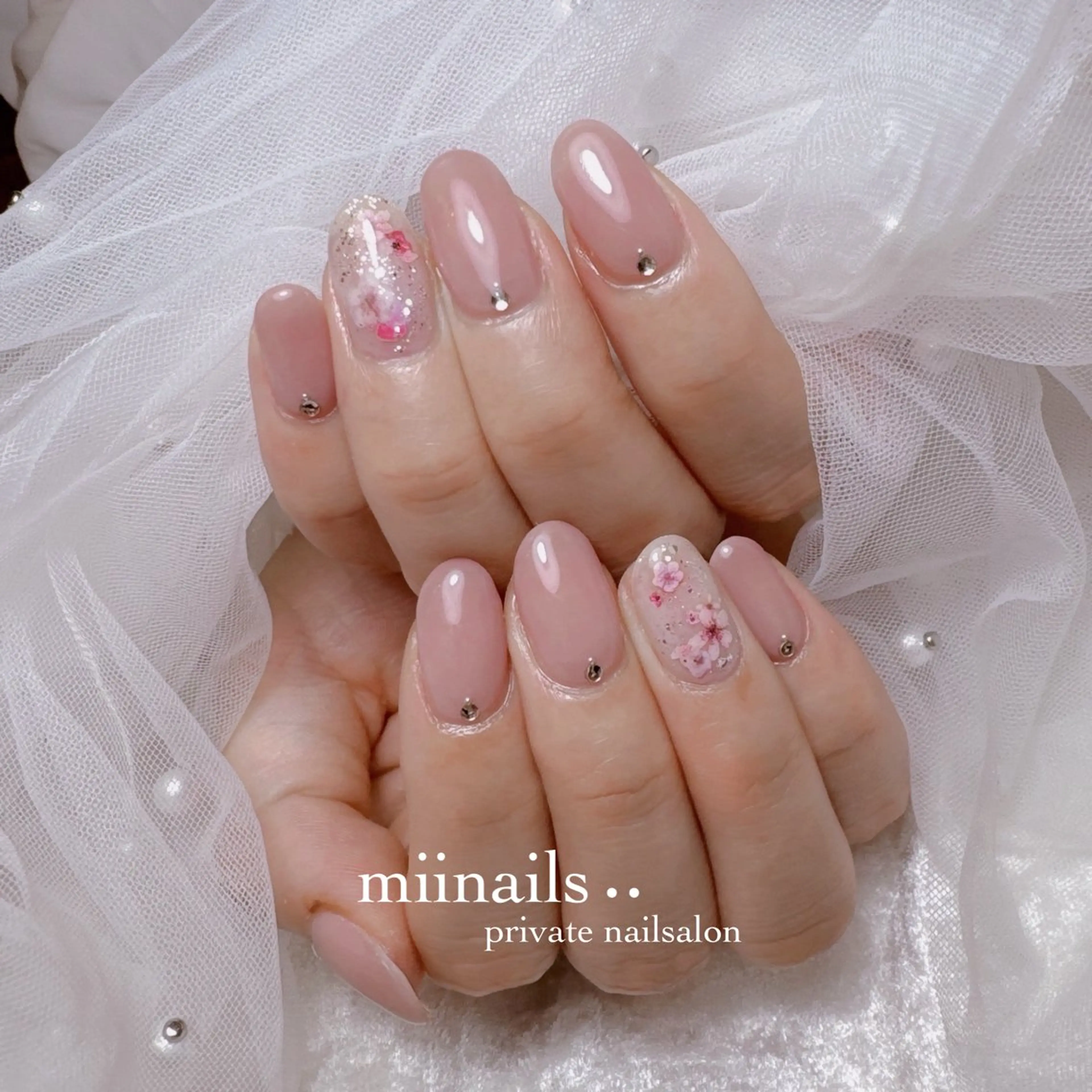 ネイル 韓国ネイル マグネットネイル ワンホンネイル ハンドネイル nailsalon miinailsのネイルデザイン