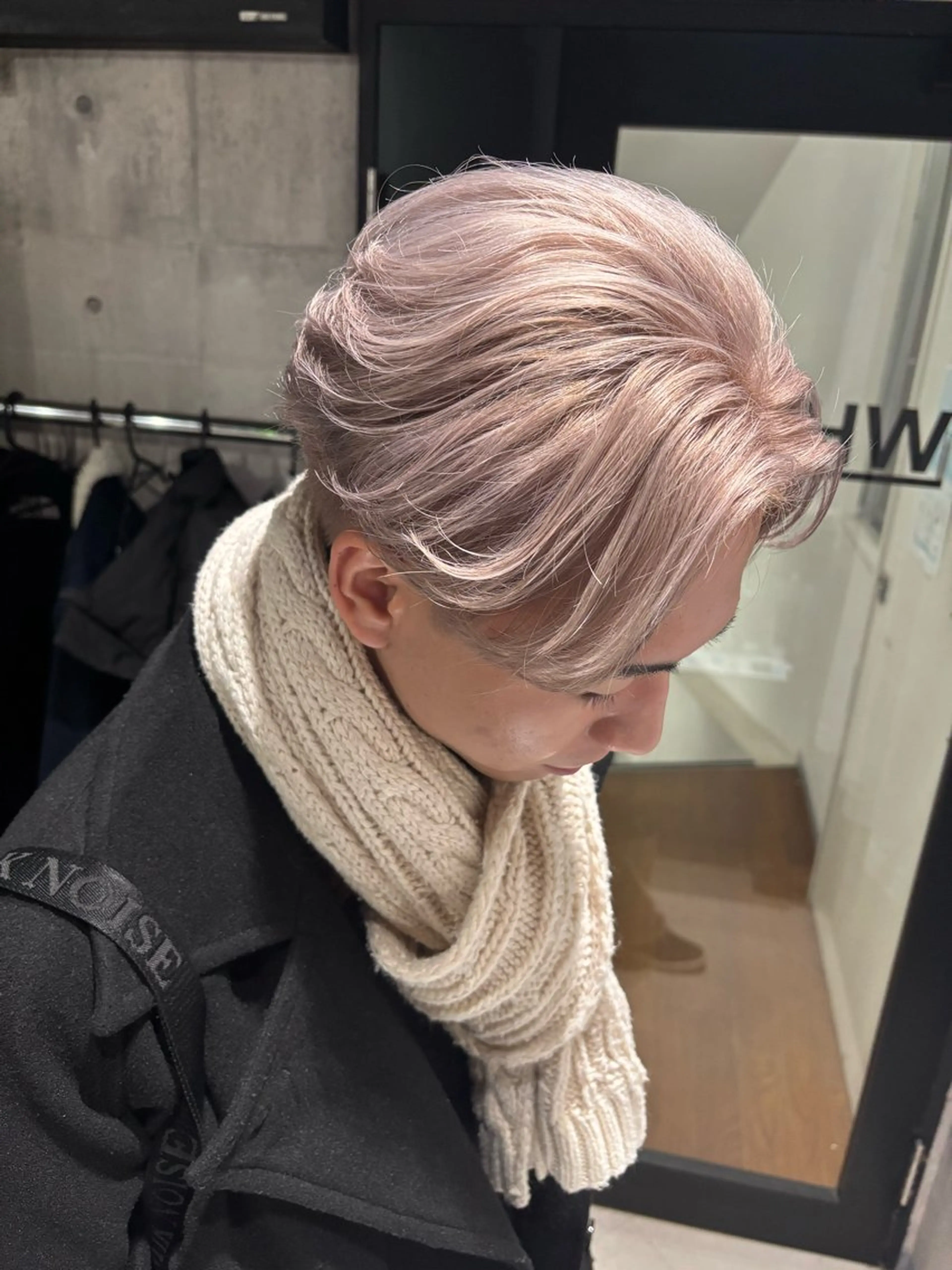 カラー メンズ ベージュカラー ホワイトベージュ カット ヘアカラー _white【京橋店】所属・_WHITE / KENTOのヘアスタイル