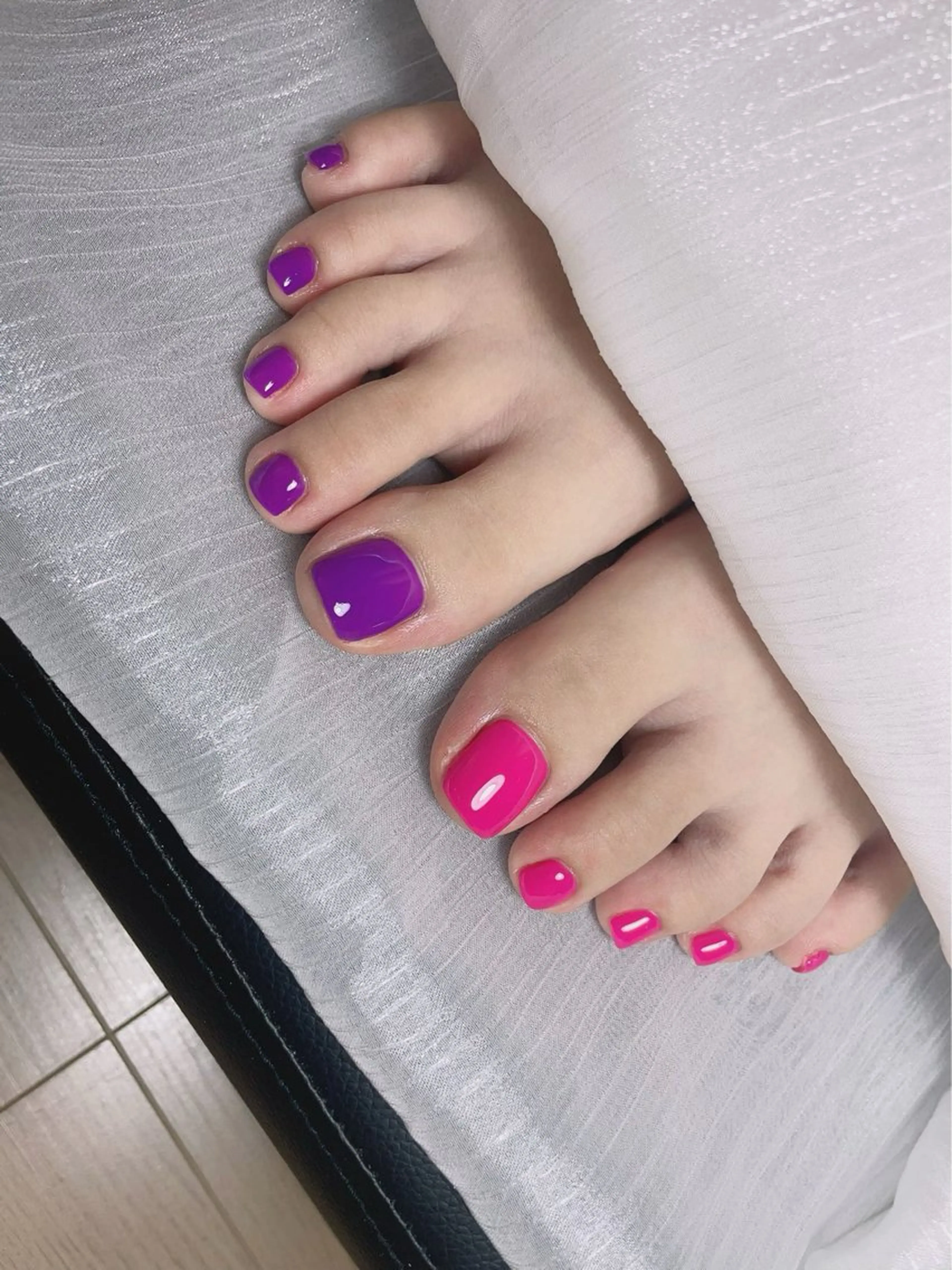 【オフ込み オフ無料ソフトジェル 】🦶フットネイル ワンカラーの写真