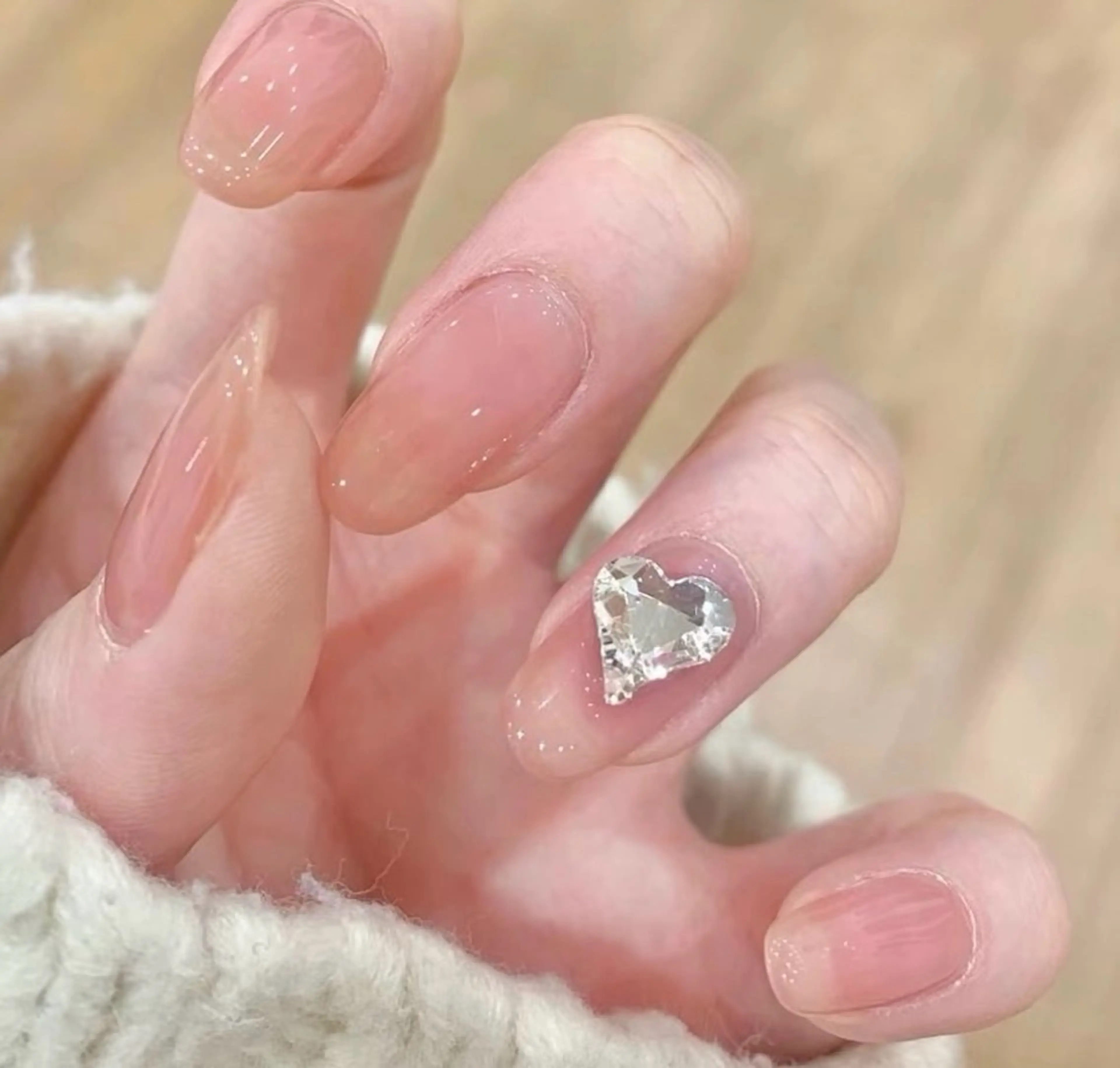 ネイル チークネイル 長さ出し フレンチネイル ガーリー 韓国ネイル sun nail池袋 モデル募集のネイルデザイン