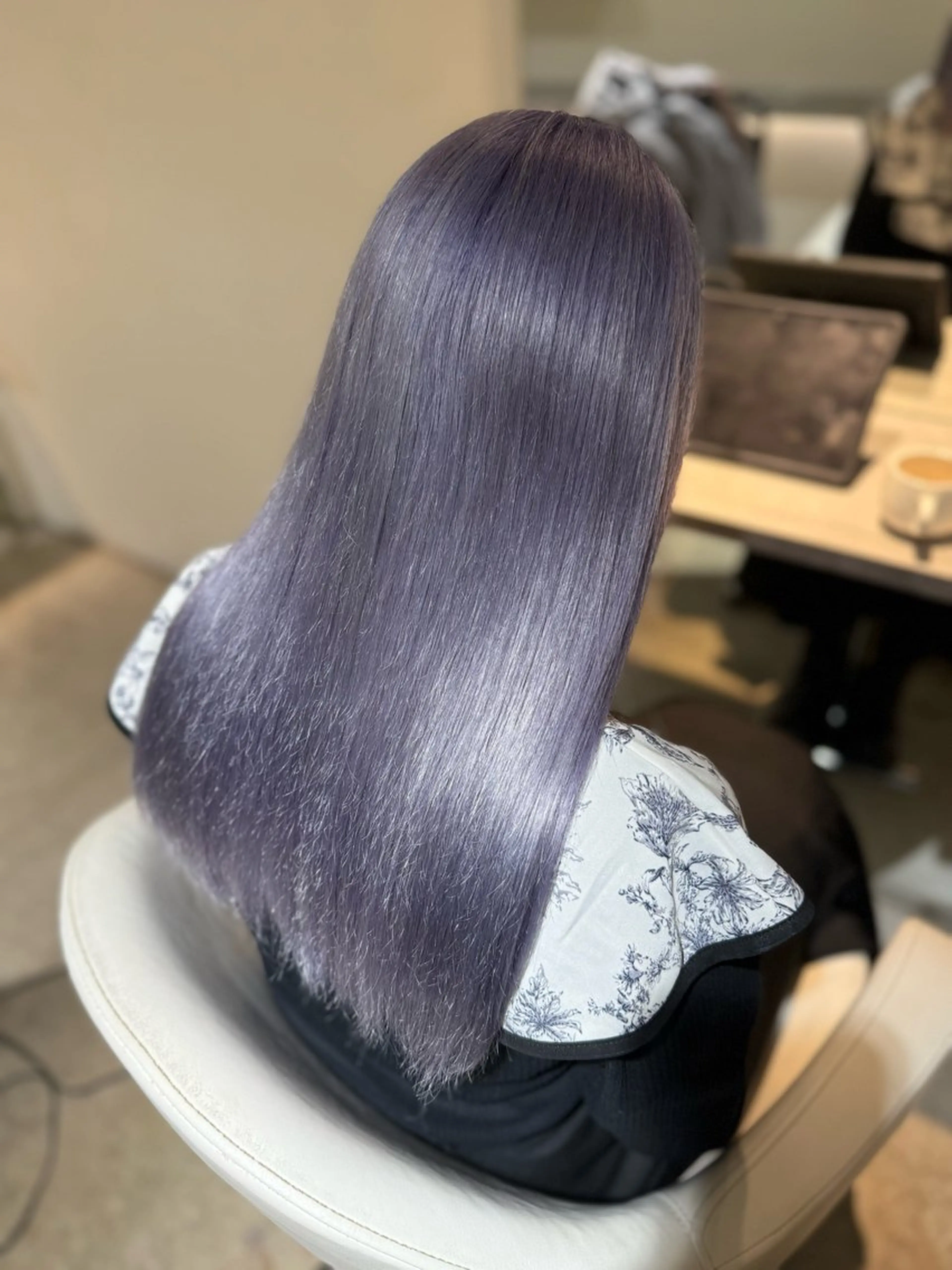 ロング カラー ブリーチ ラベンダーカラー 🦋🫧艶髪カラー 🫧🦋あいりのヘアスタイル