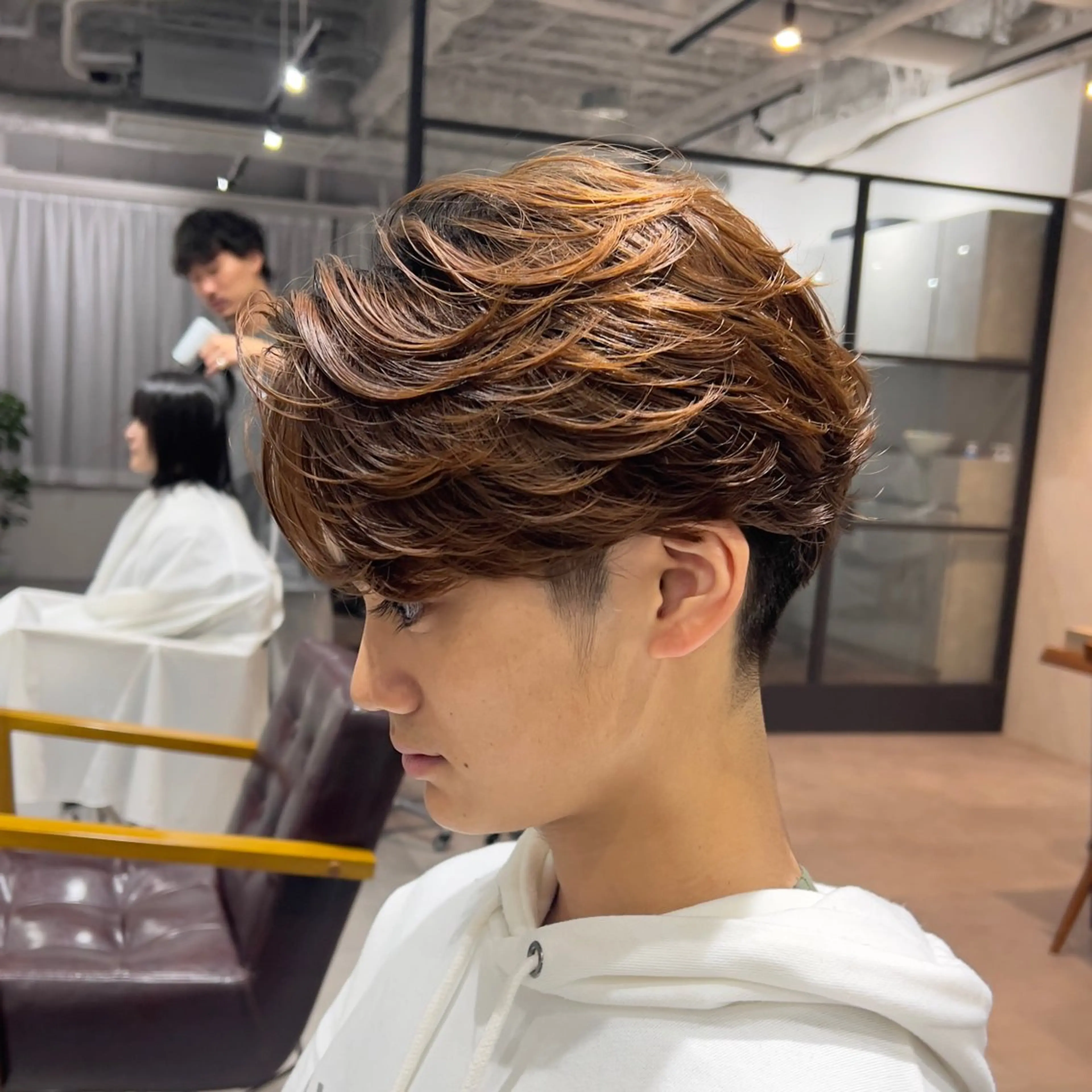 ショート カット パーマ 岸本 桂輝のヘアスタイル