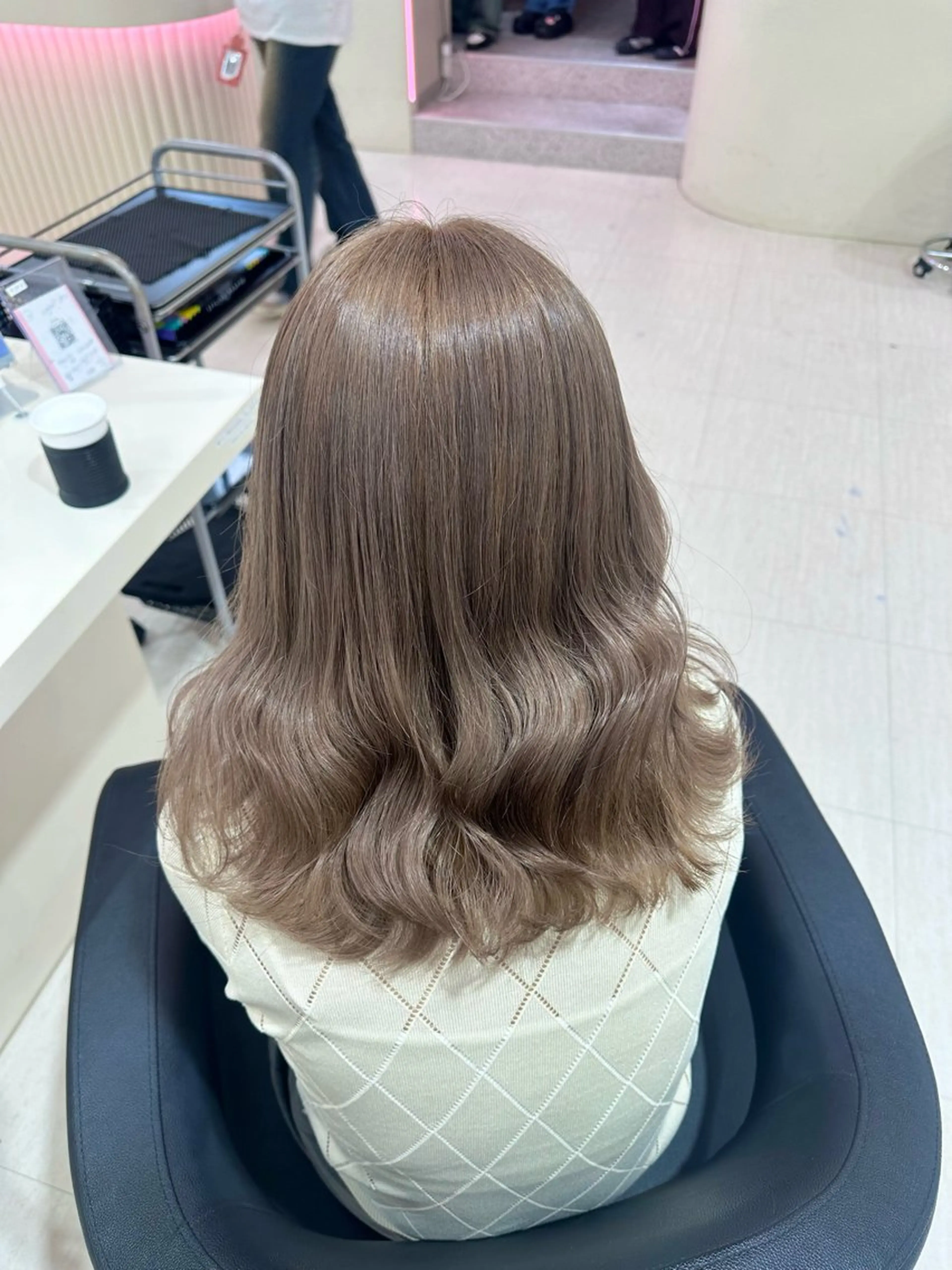 セミロング カラー ヘアアレンジ ヘアカラー 🎀 yuuka🎀のヘアスタイル