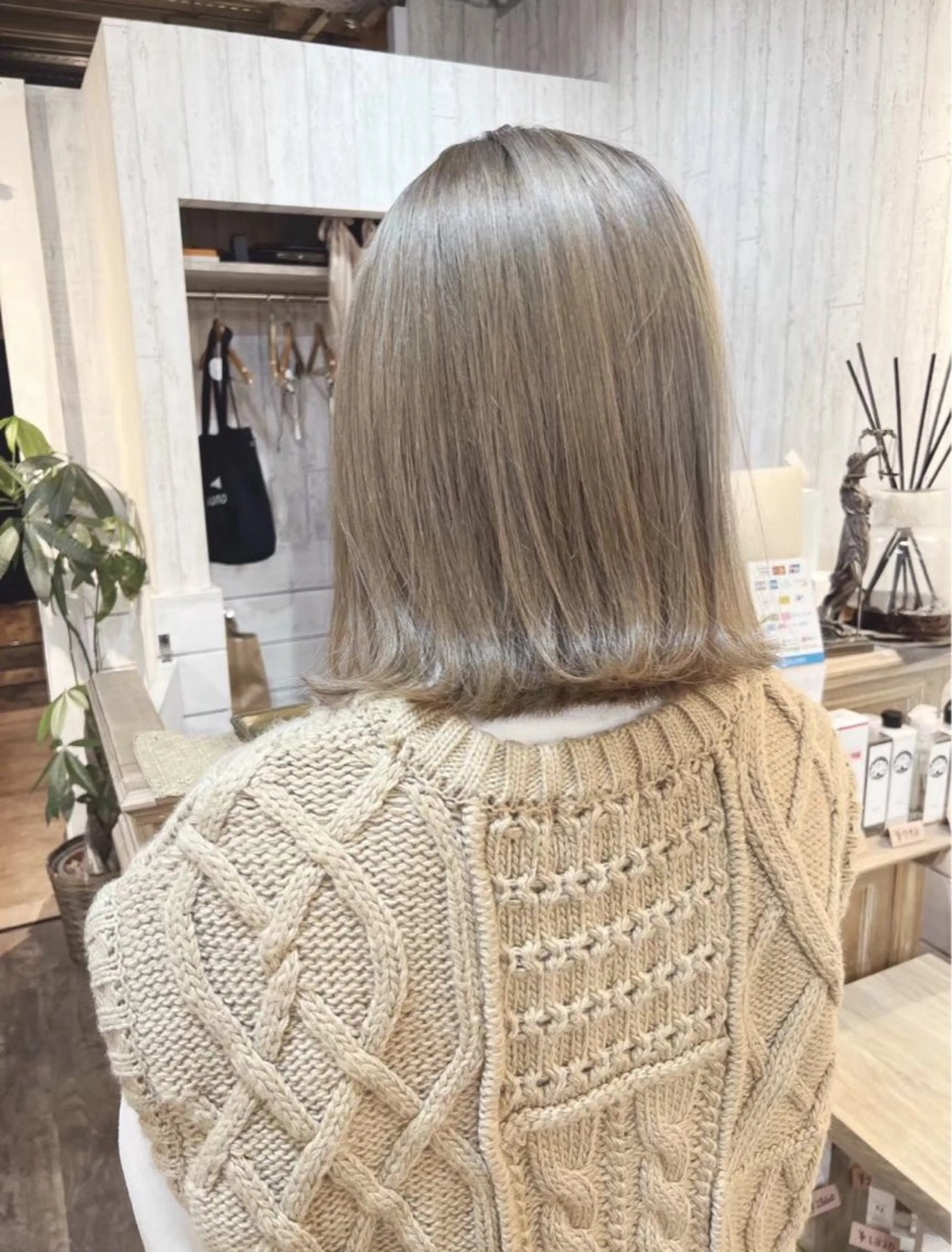 ミディアム 🔆学生に人気🔆 AEQUITASのヘアスタイル