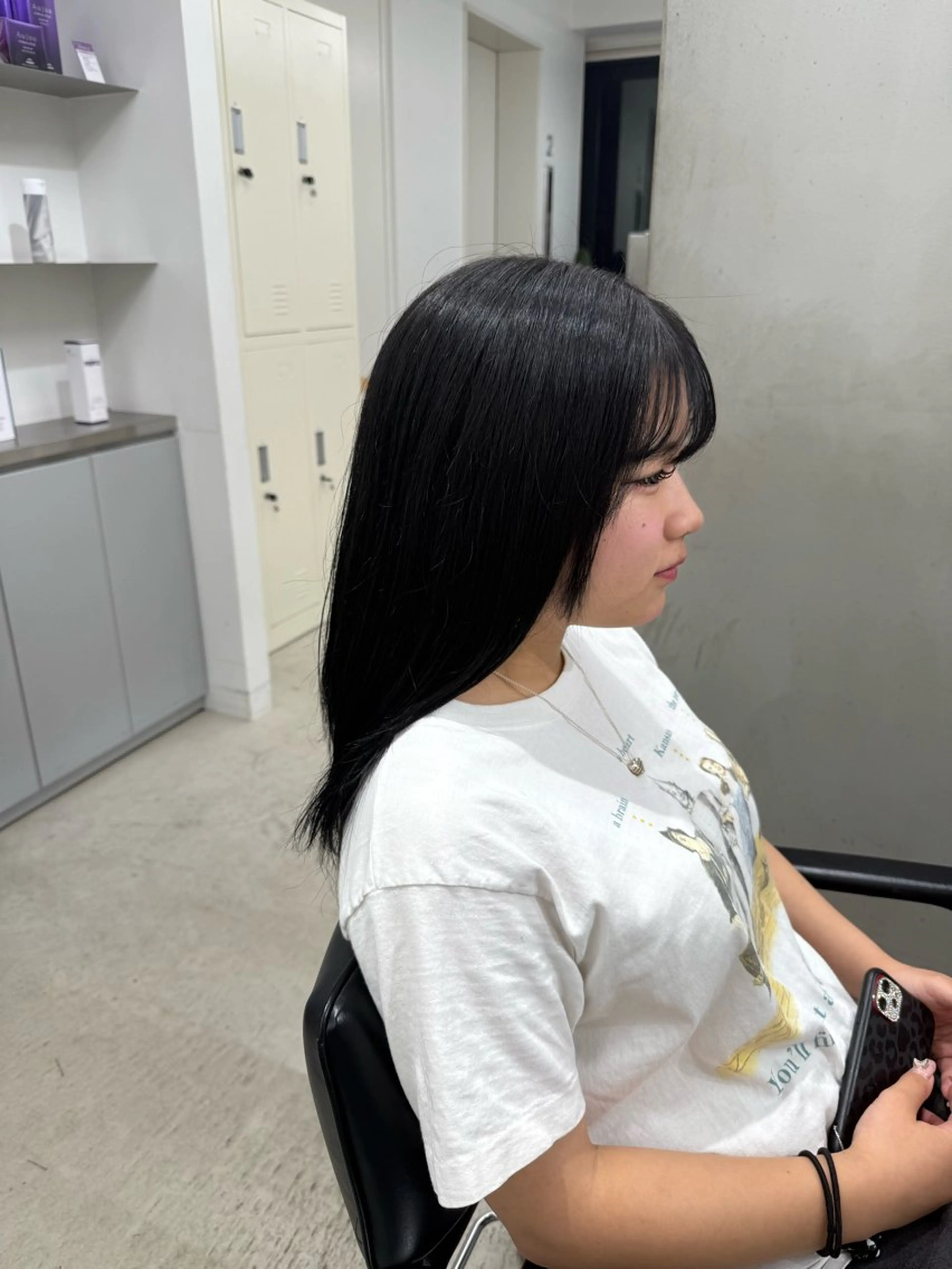 セミロング カラー カット 深谷 侑亮のヘアスタイル