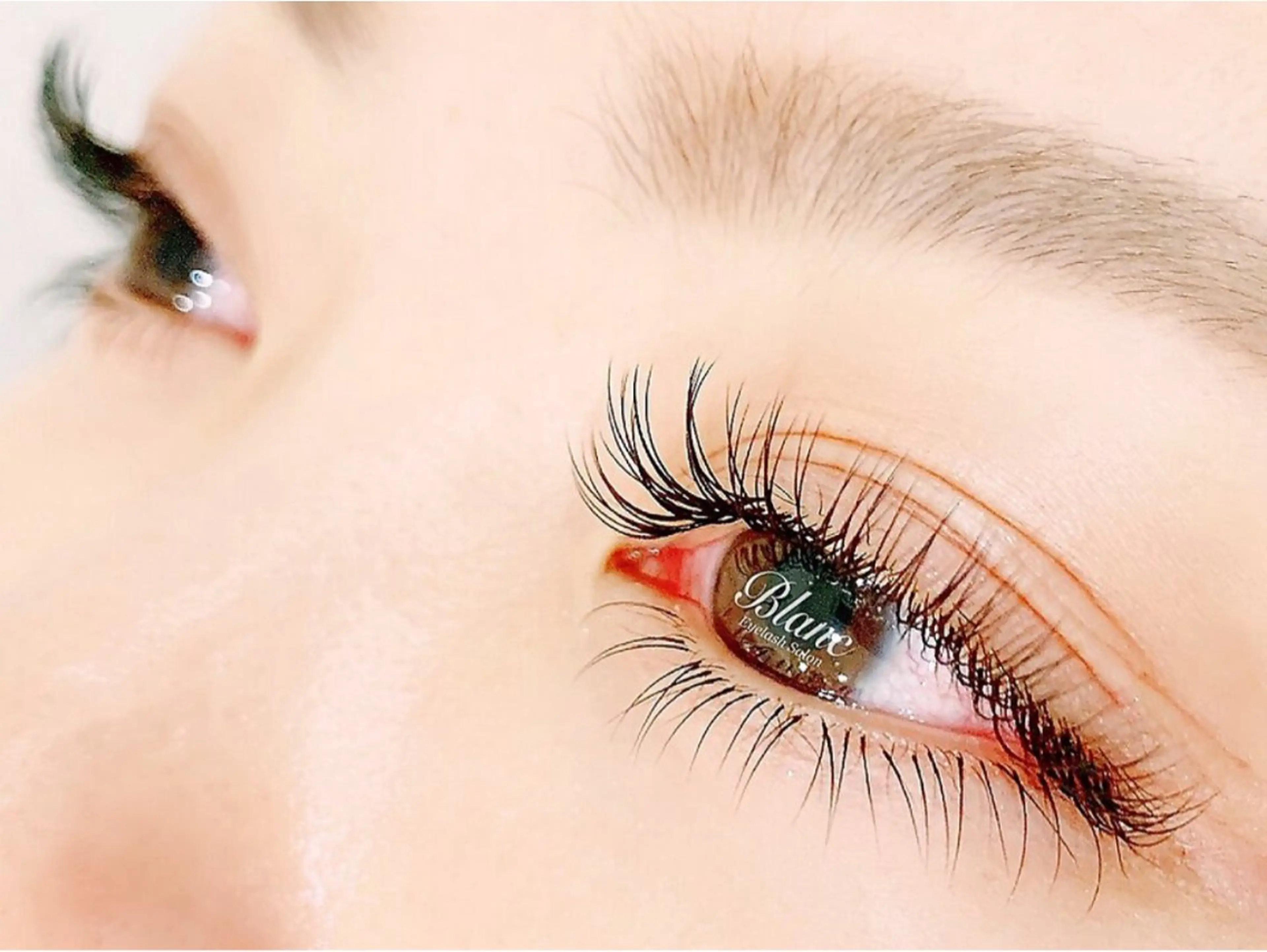 マツエク・マツパ Eyelash Salon Blanc〜まつげエクステと眉の専門美容室〜天王寺ミオ店所属・blanc 大村の眉毛・アイブロウイメージ