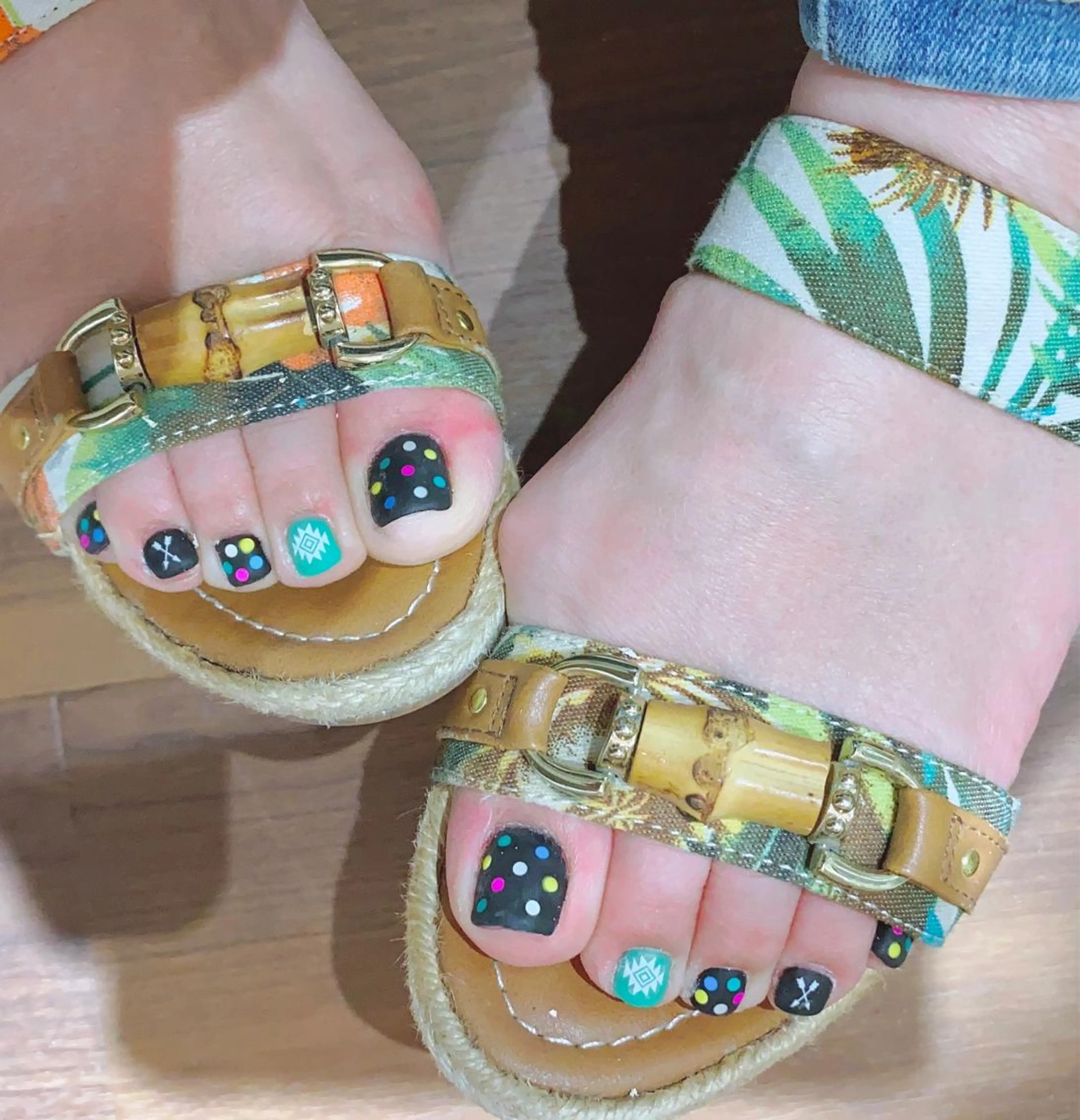 ネイル フットネイル VIST☆ ｍａｍｉのネイルデザイン