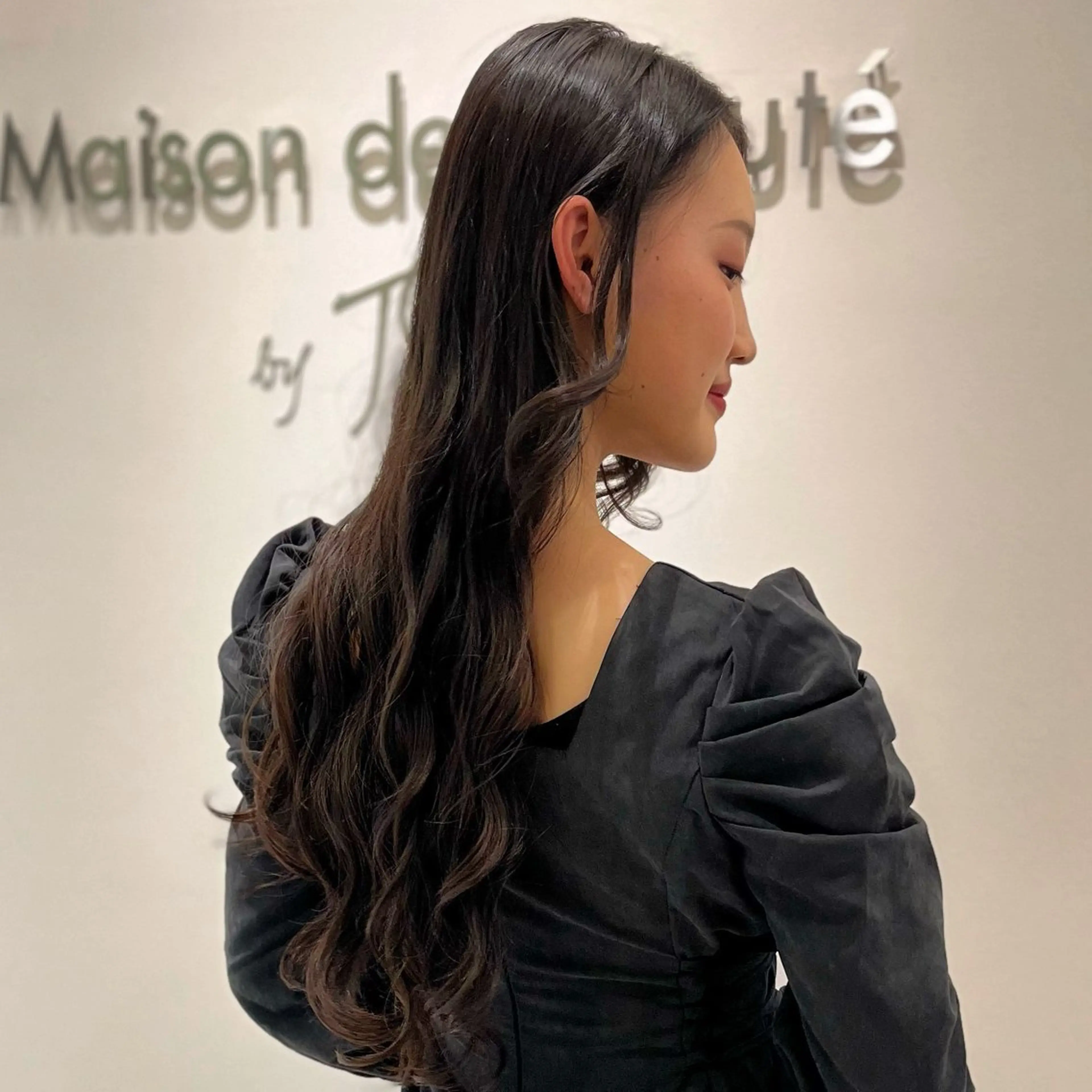 ロング Maison de Beaut’e所属・舘 晴香のヘアスタイル