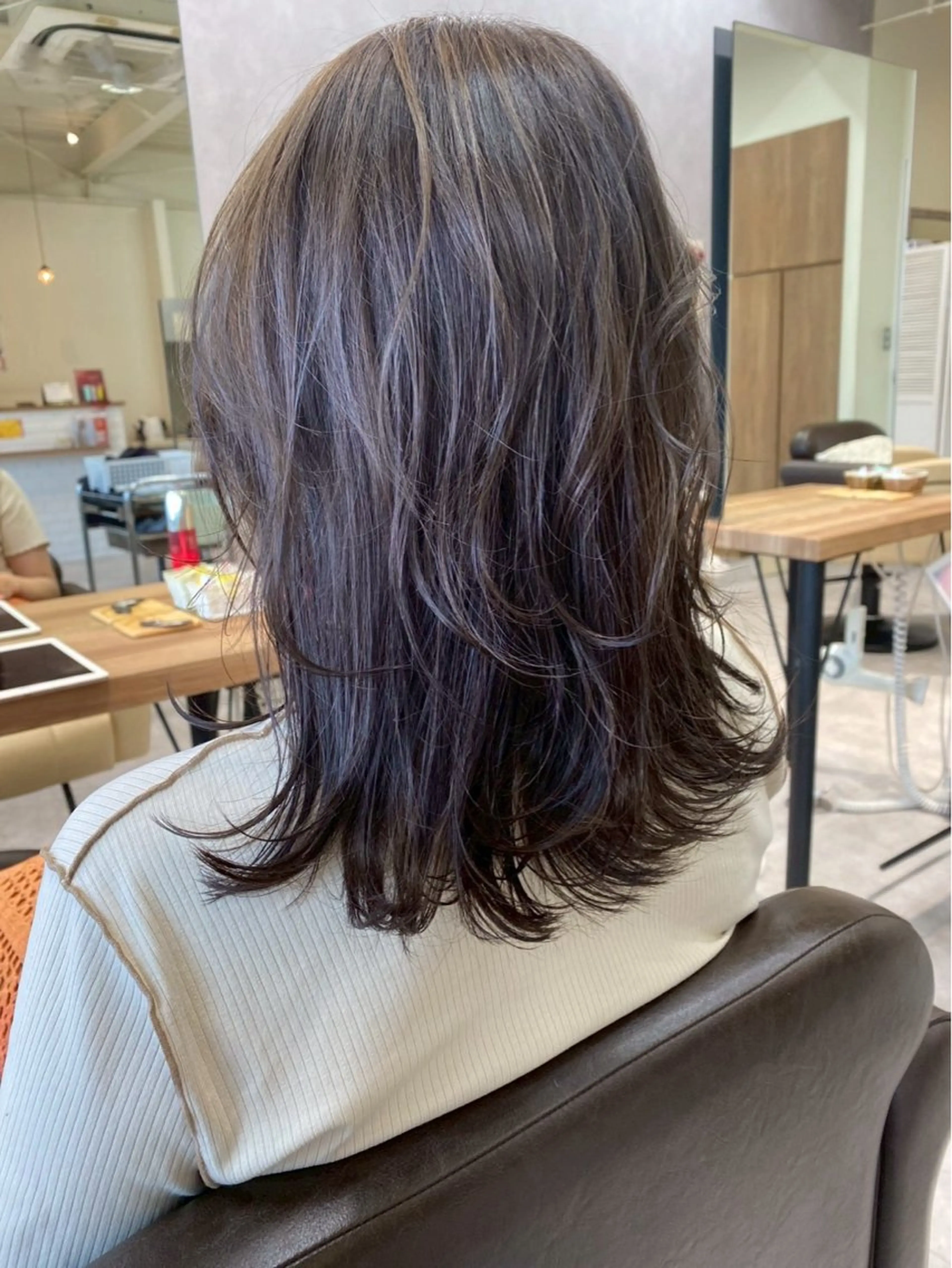 カラー 黒崎 大地のヘアスタイル