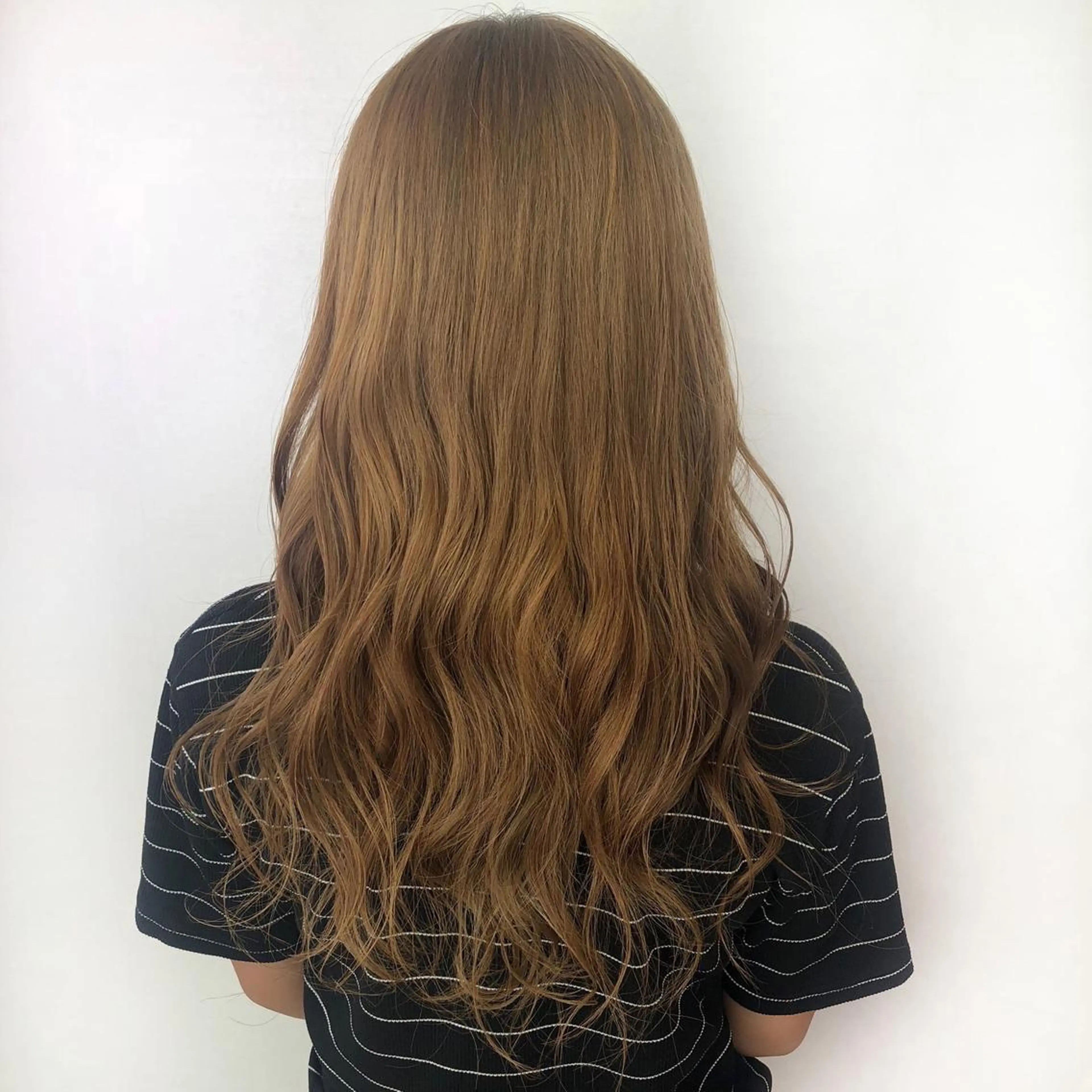 ロング カラー ベージュカラー ブリーチ ケアブリーチ ベージュ/インナー カラー🤍Rieのヘアスタイル