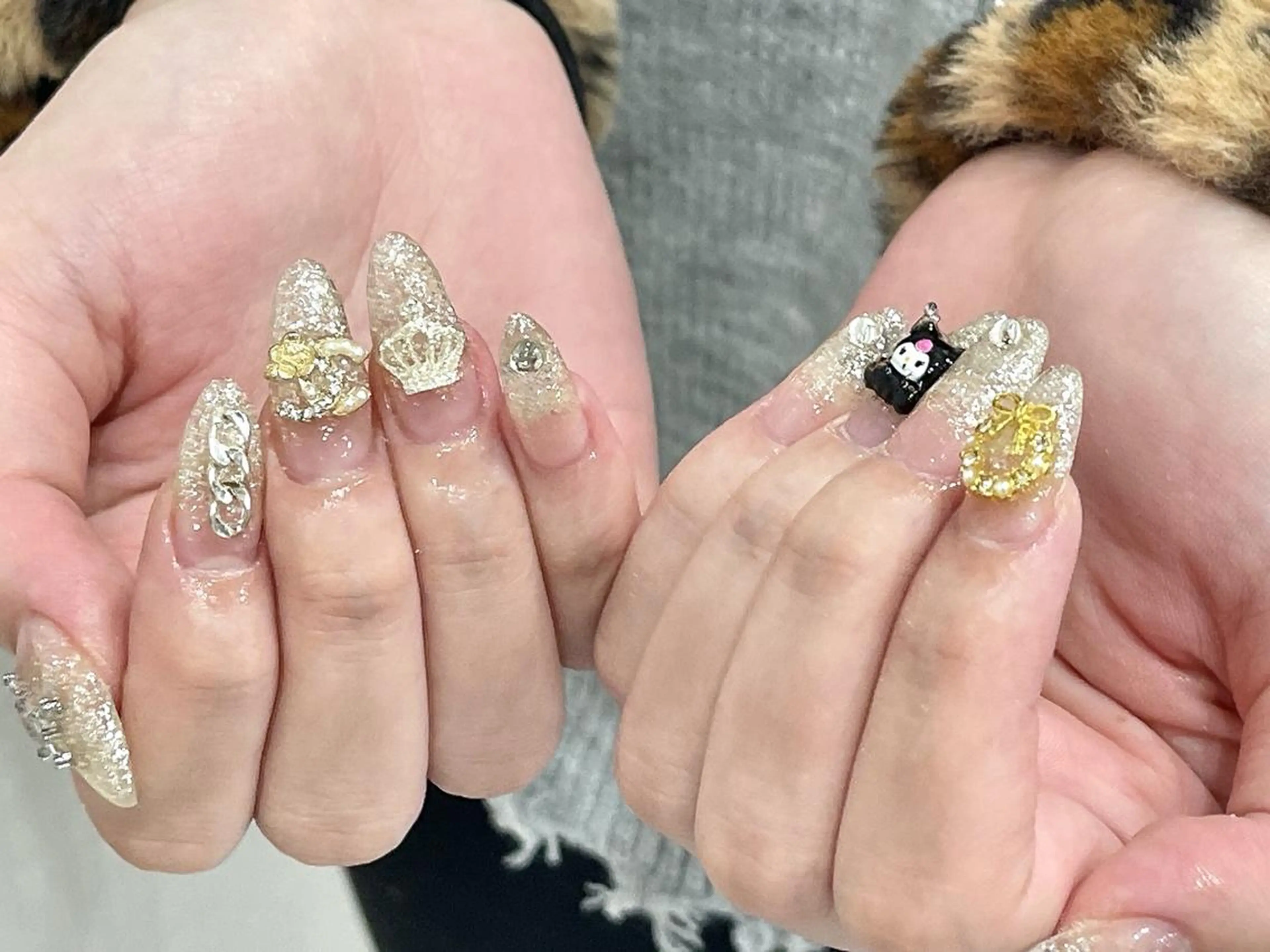 ネイル アートネイル 持ち込み Shis_🦄shi 韓国風キラキラネイルのネイルデザイン