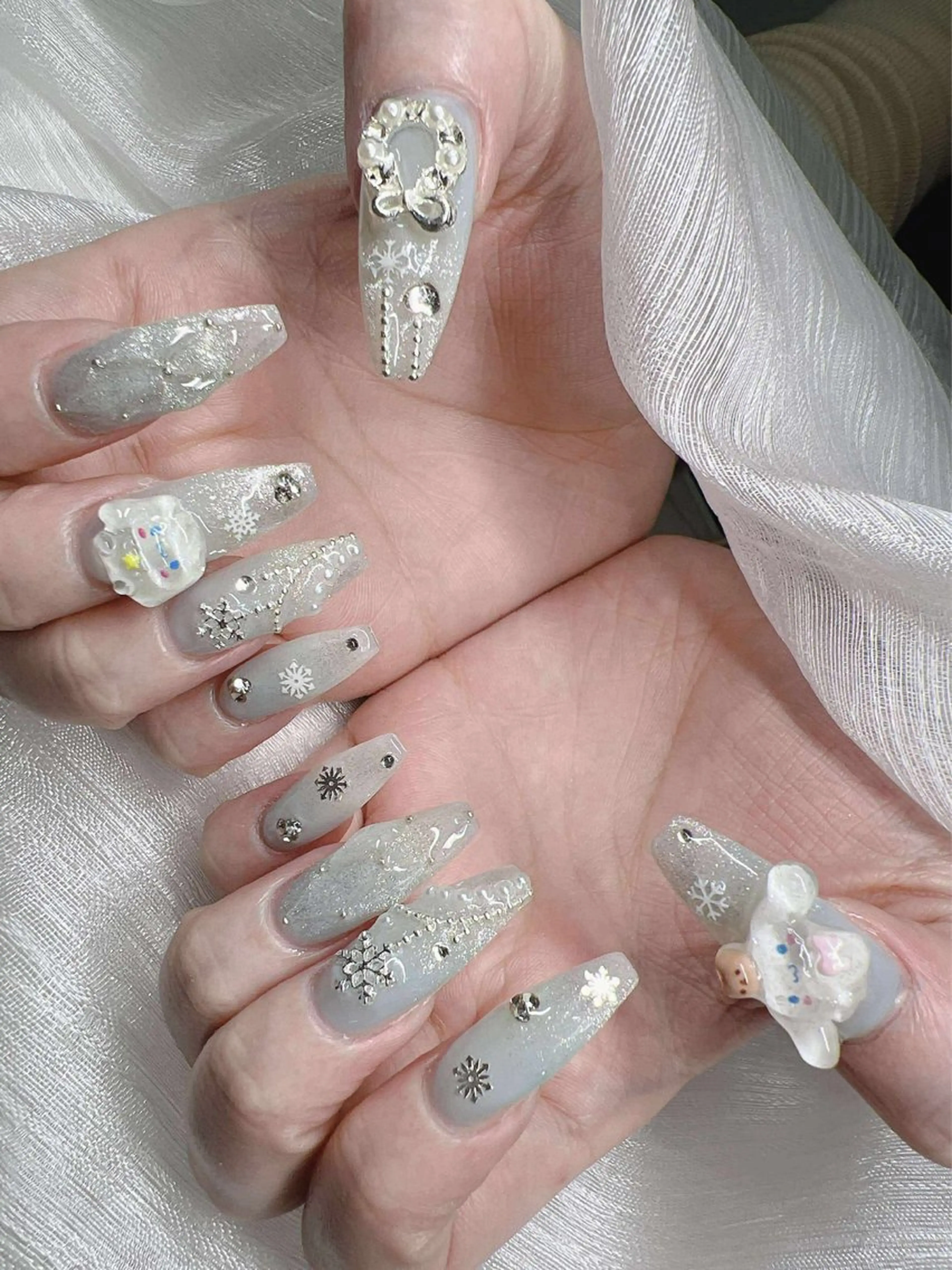 ネイル ハンドネイル Lee Nailsのネイルデザイン