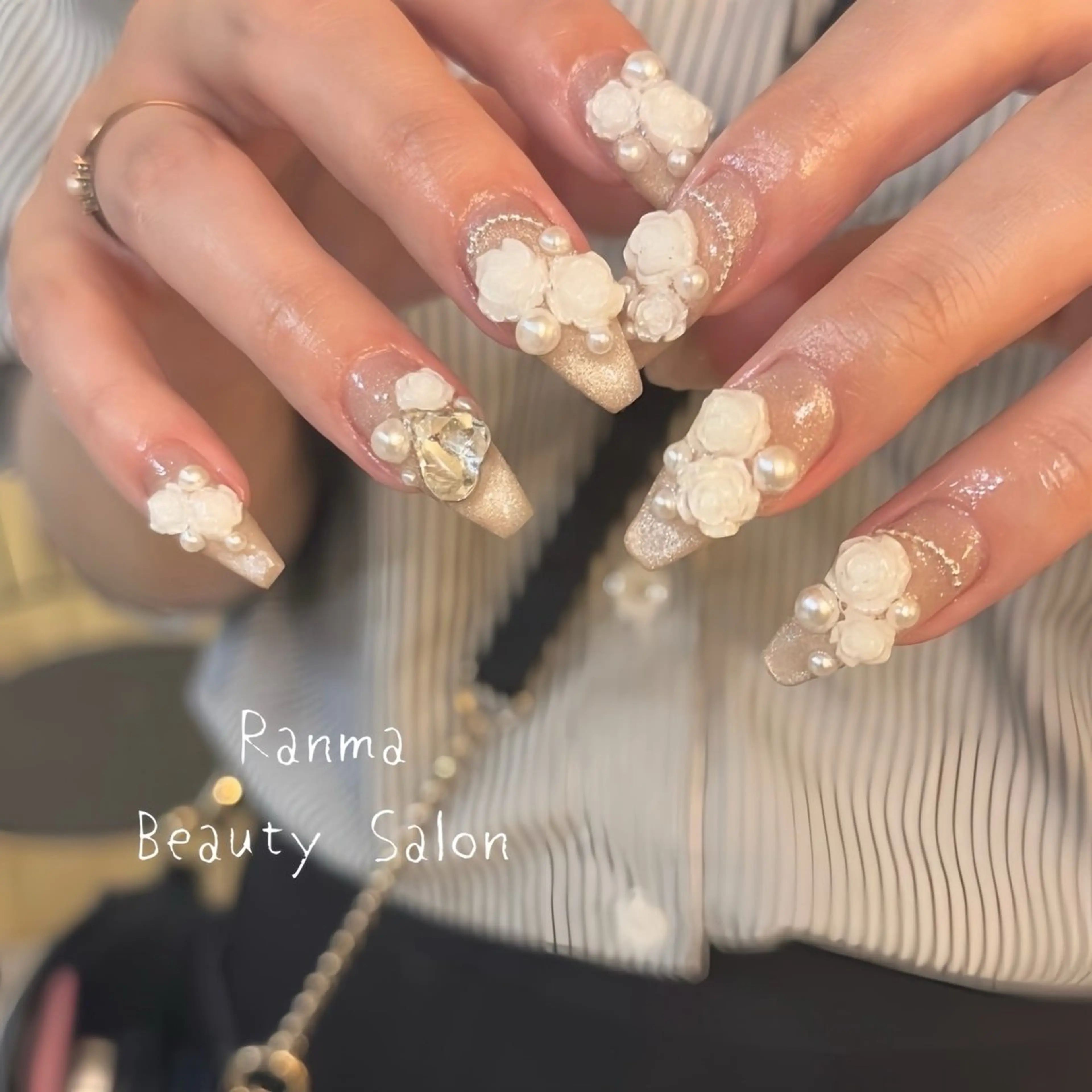 アート10本🌈ストーン乗せ放題❤️‍🔥持ち込みアート大歓迎😎大きなパーツなどは別途の写真