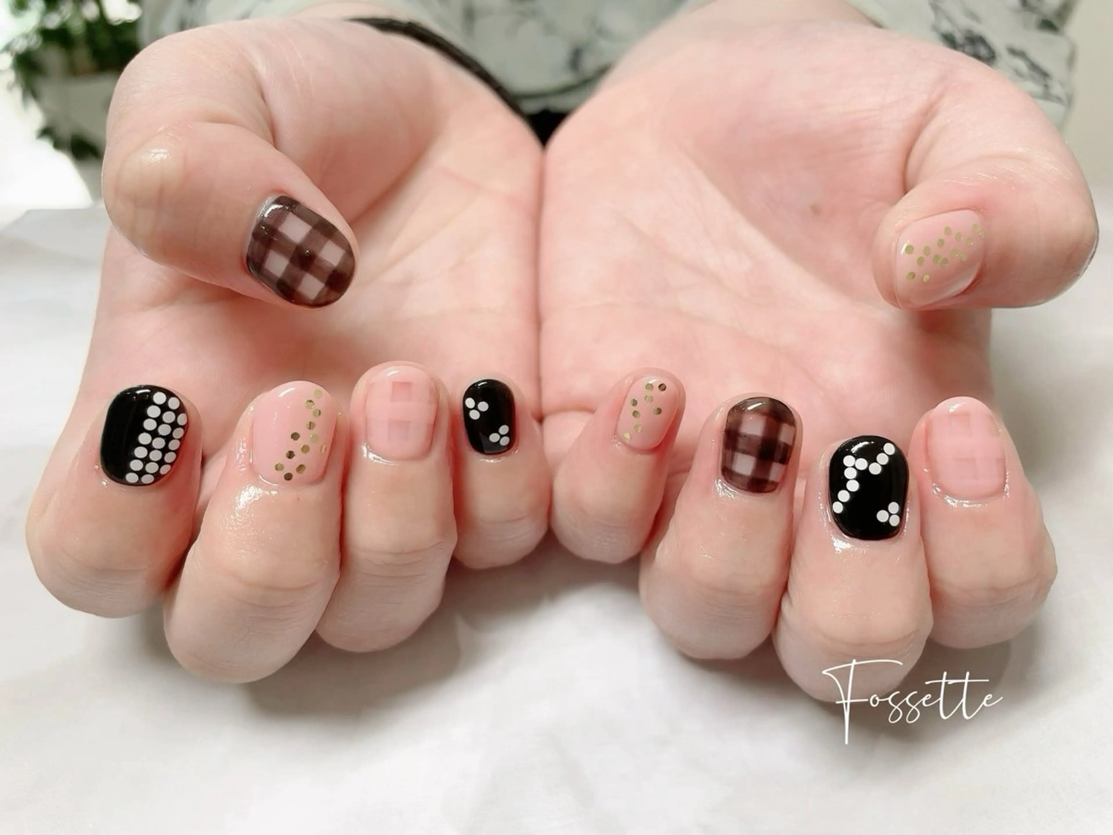 ネイル ドット ショートネイル ハンドネイル nailsalon Fossetteのネイルデザイン