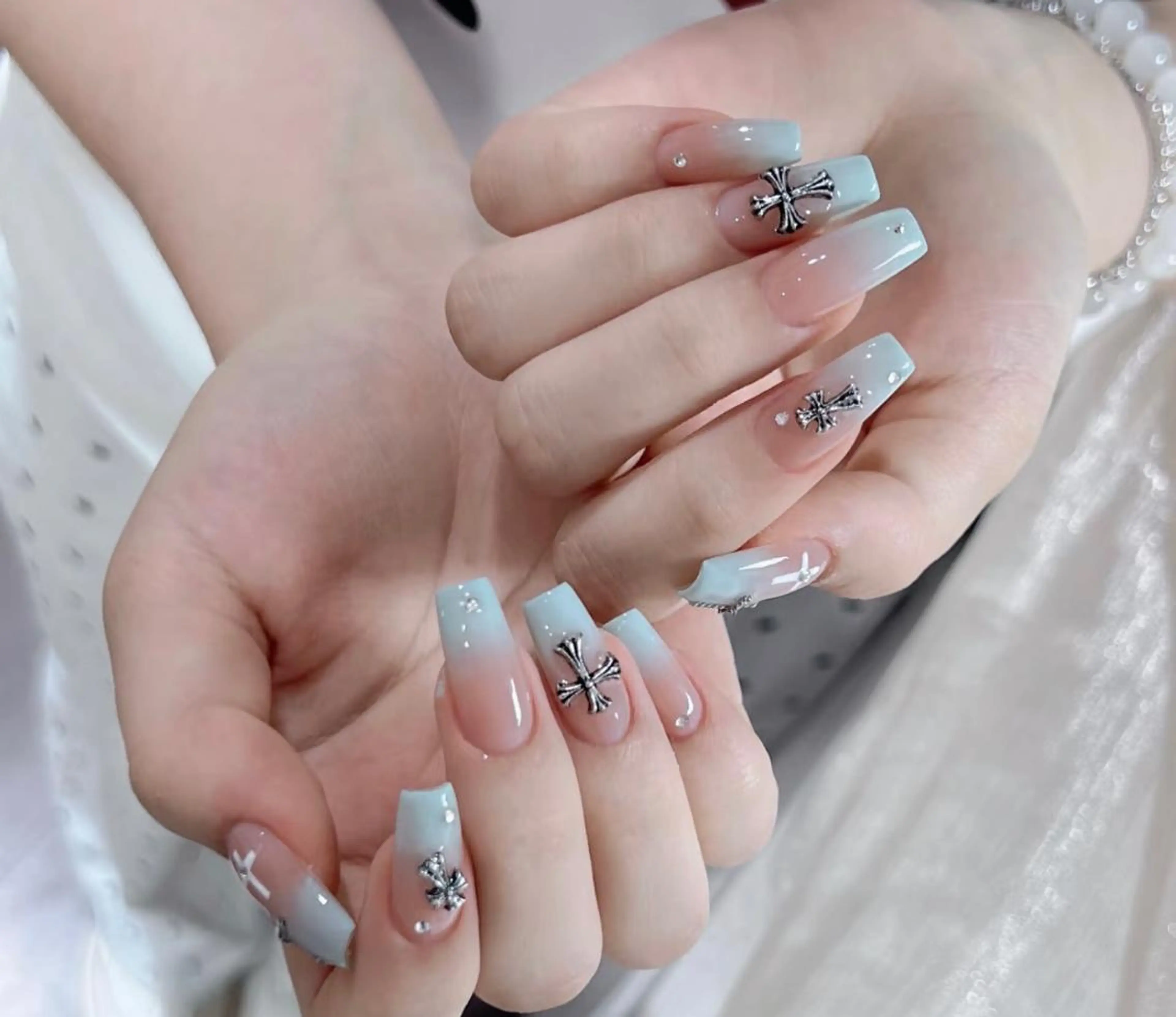 ネイル ハンドネイル 🎀 Ayaka_nailのネイルデザイン