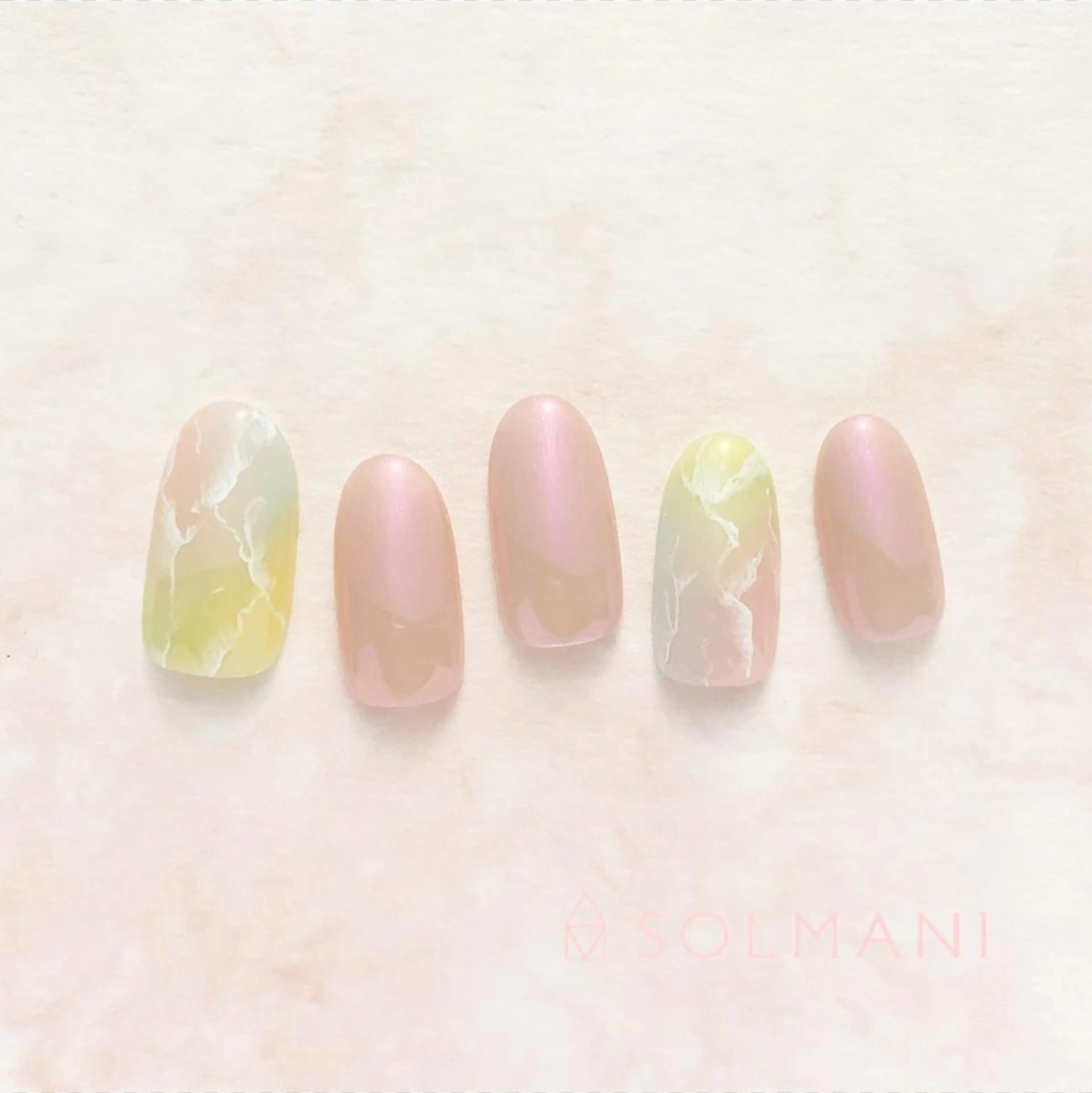 ネイル 大理石ネイル(マーブル) パステルネイル SOLMANI 予約担当のネイルデザイン