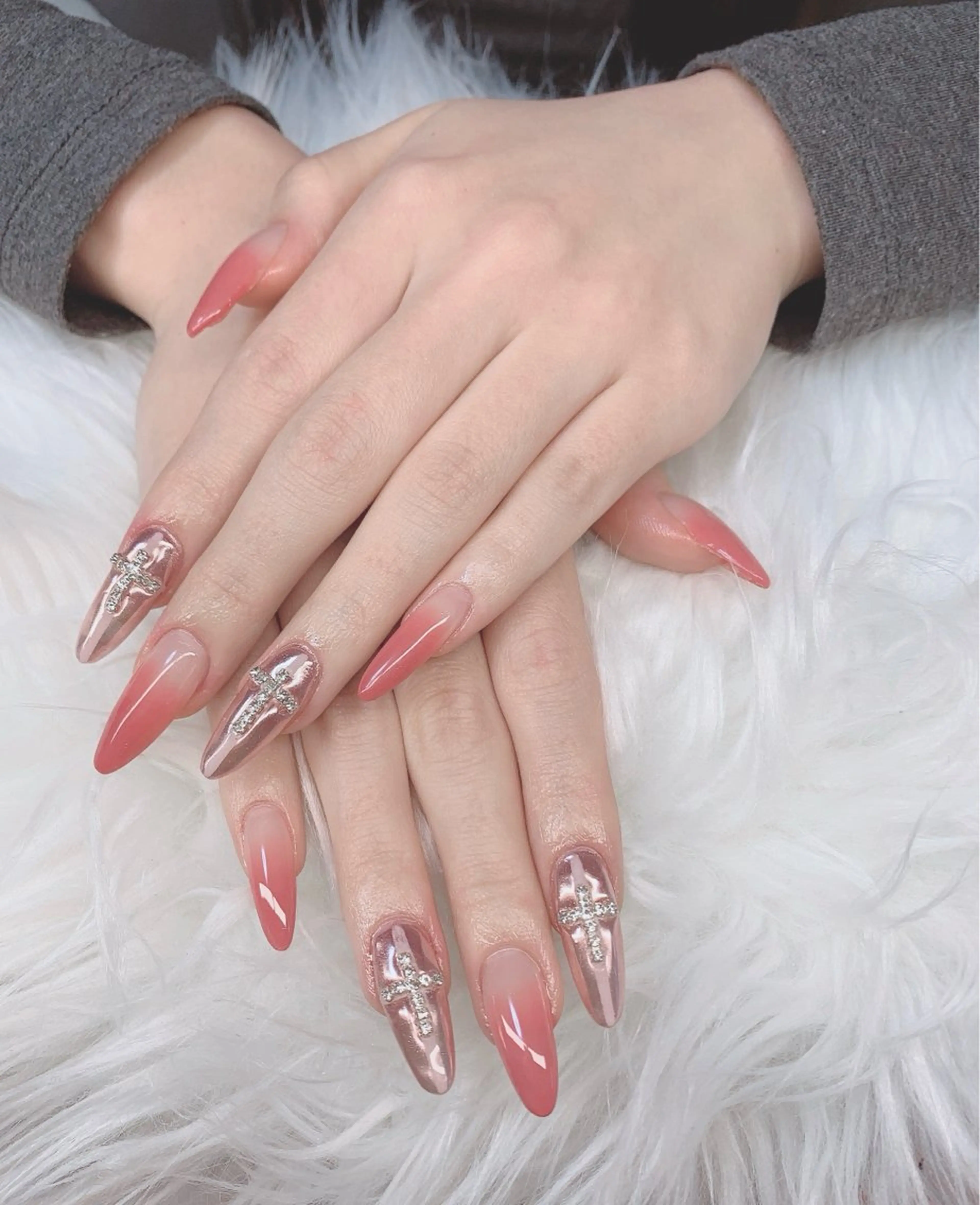 ネイル ハンドネイル T. Leeのネイルデザイン