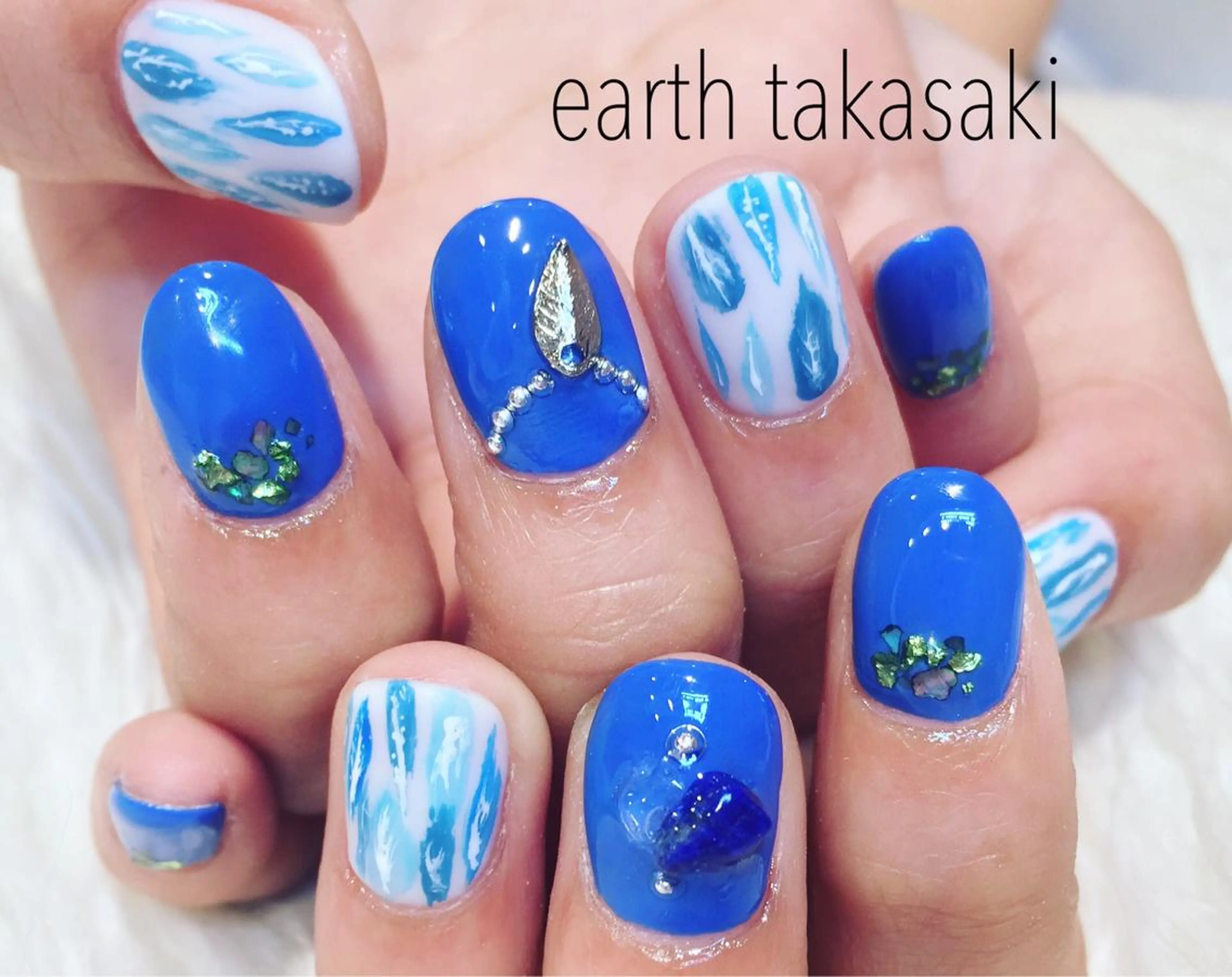 ネイル EARTH nanaのネイルデザイン