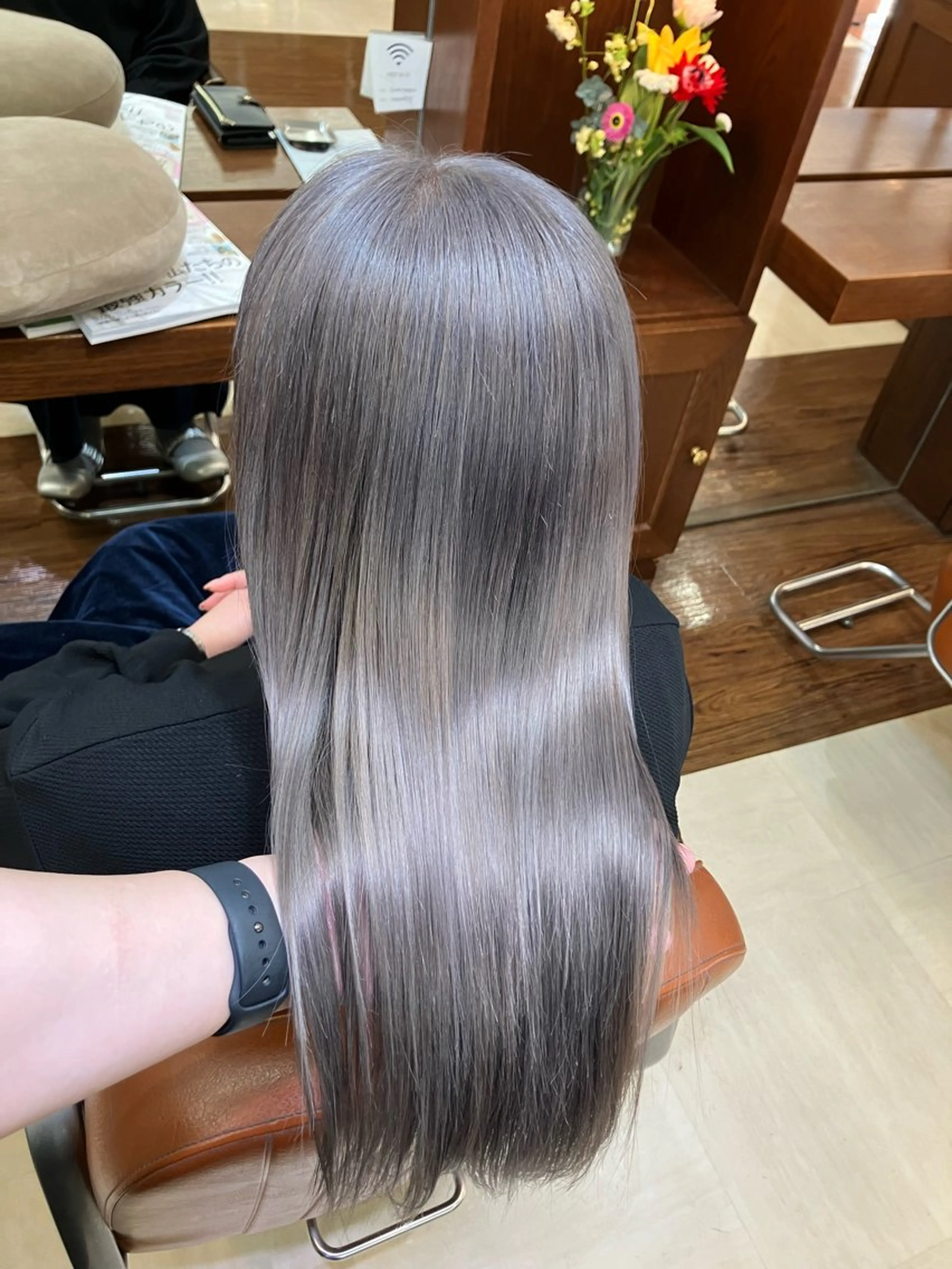 ミディアム カラー 縮毛矯正 トリートメント 【感動の美髪矯正】 溝の口/佐藤那都💫のヘアスタイル