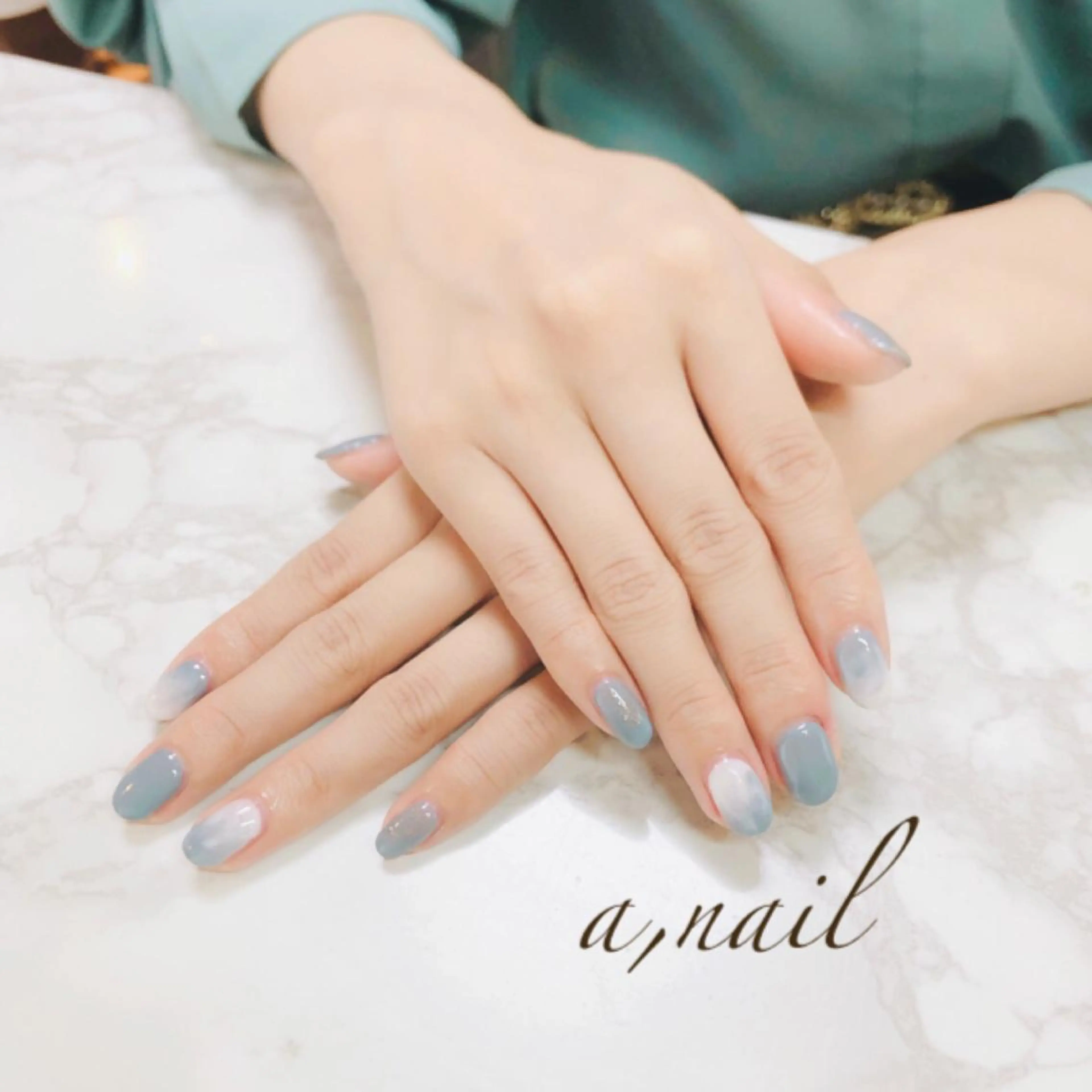 ネイル フットネイル ジェルネイル グラデーション ニュアンスネイル ワンカラーネイル ハンドネイル ネイルサロン エーネイルのネイルデザイン