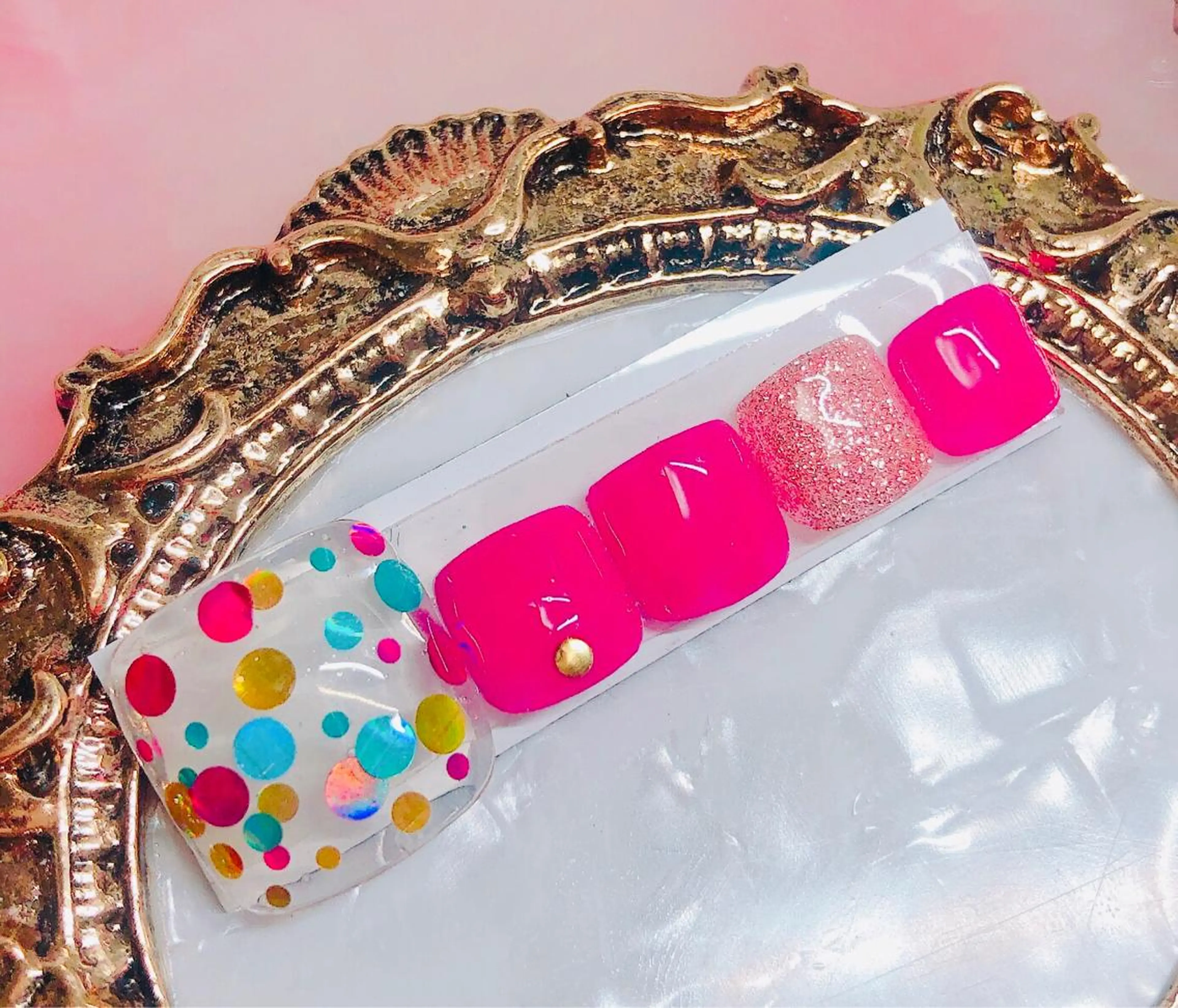 ネイル フットネイル フットネイル CROWN プライベートサロンのネイルデザイン