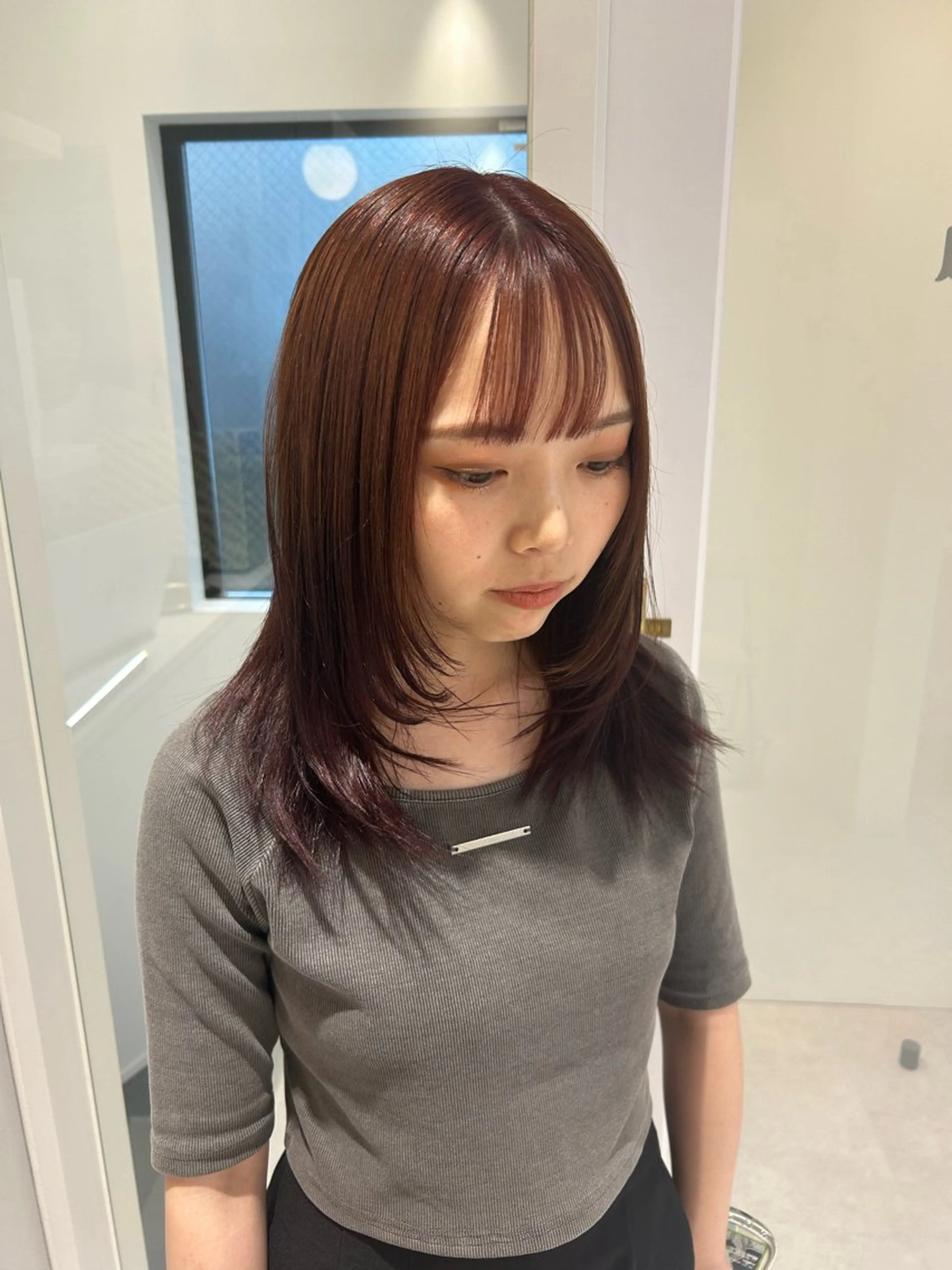 【24歳以下限定】前髪カット+前髪縮毛矯正の写真