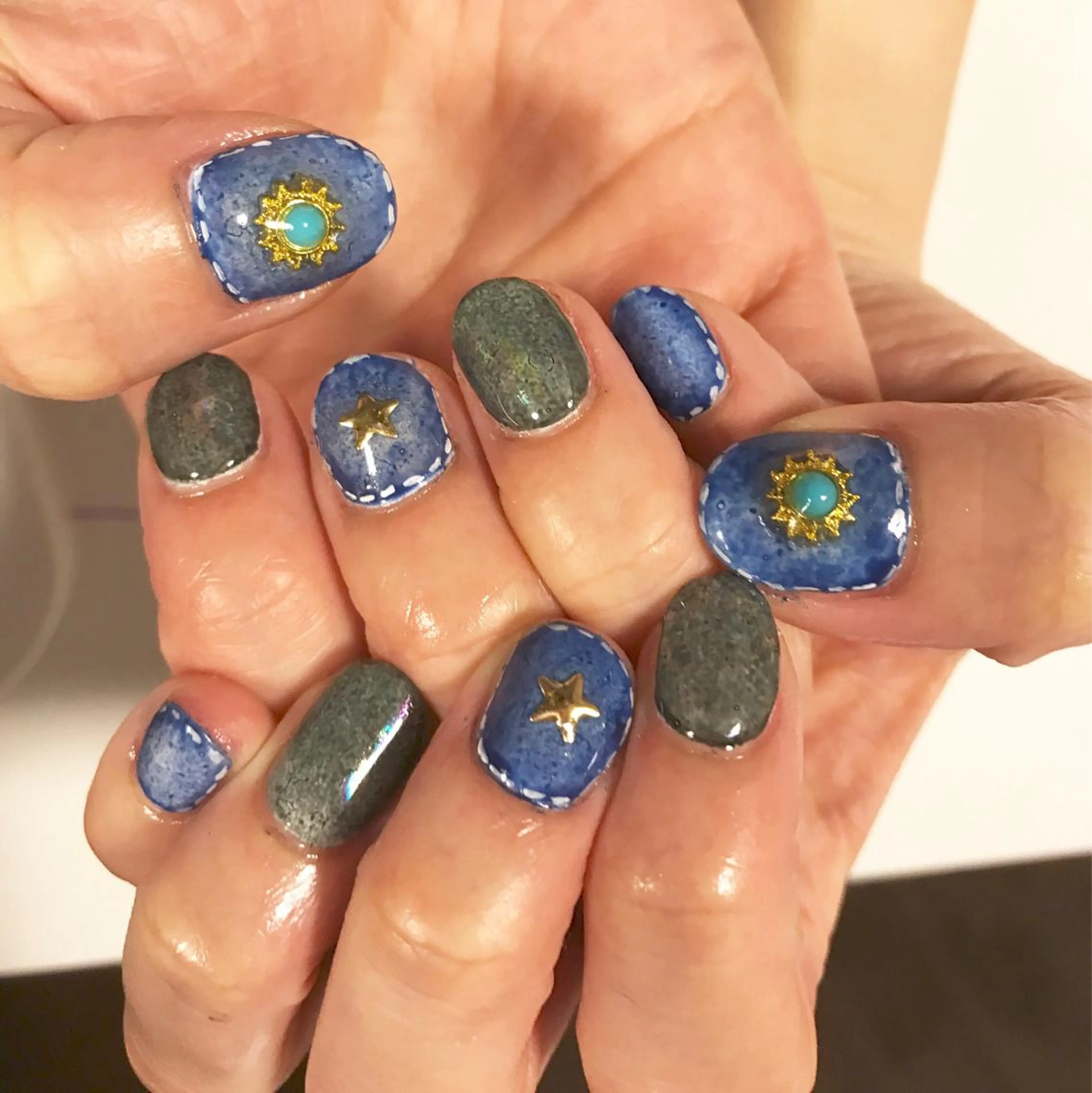 ネイル ハンドネイル nail roomのネイルデザイン