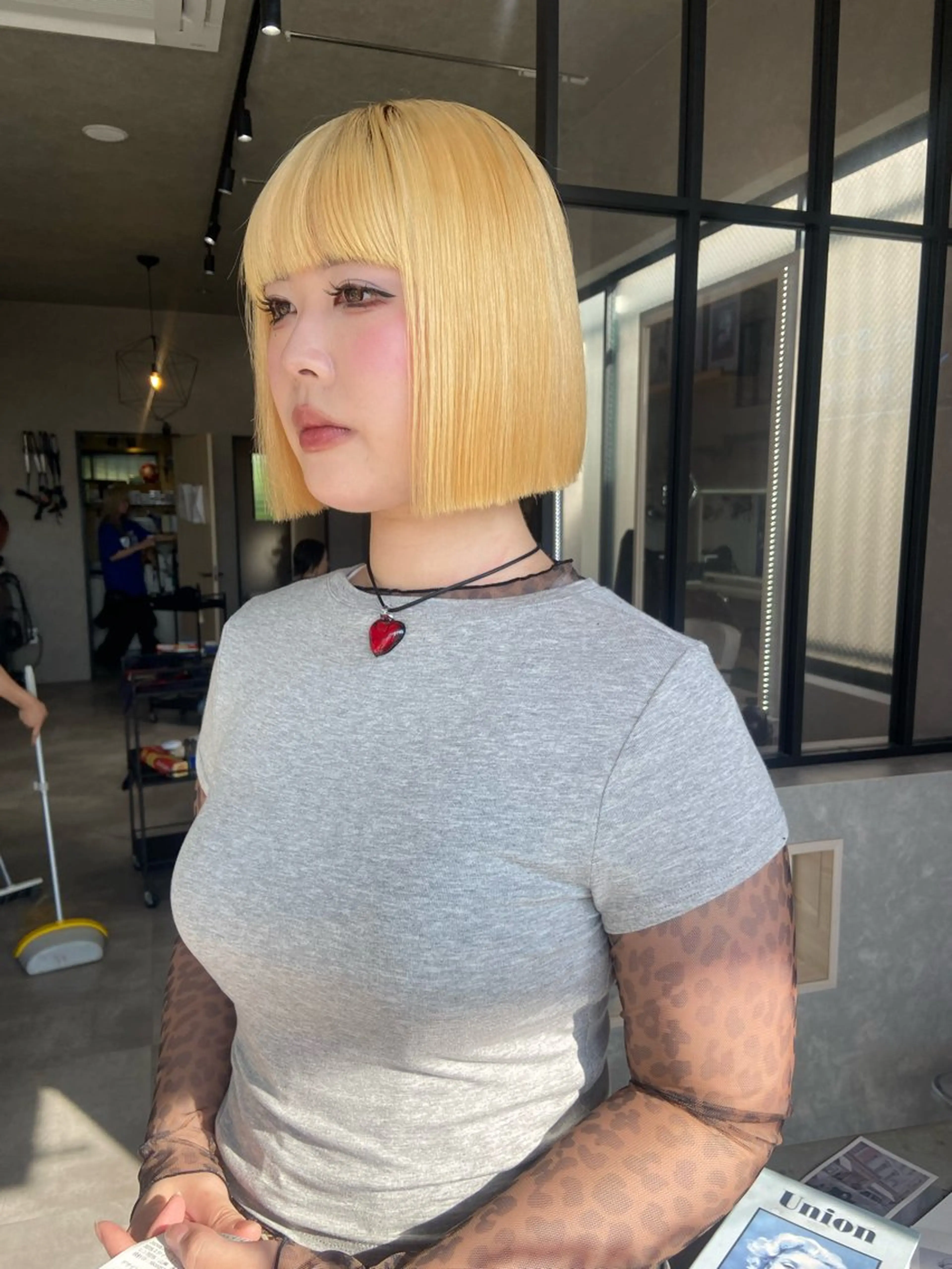 ショート 切りっぱなしボブ ボブ カット 山岸 未玖のヘアスタイル